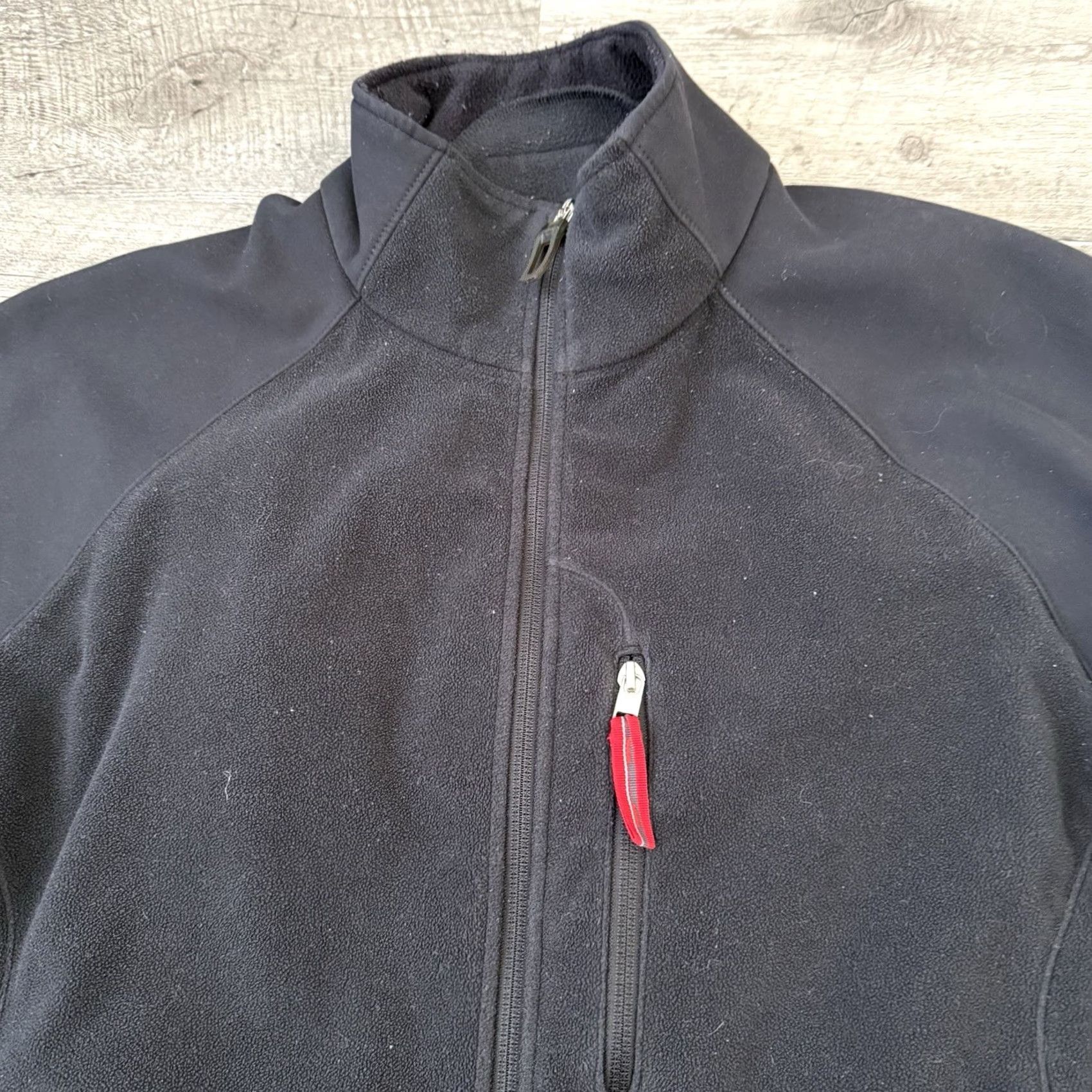 Nike VINTAGE Nike Jacket Mens Large Black Fleece/Soft Shell Full Zip 90s Outdoor Hiking Size US L / EU 52-54 / 3 - 3 Thumbnail