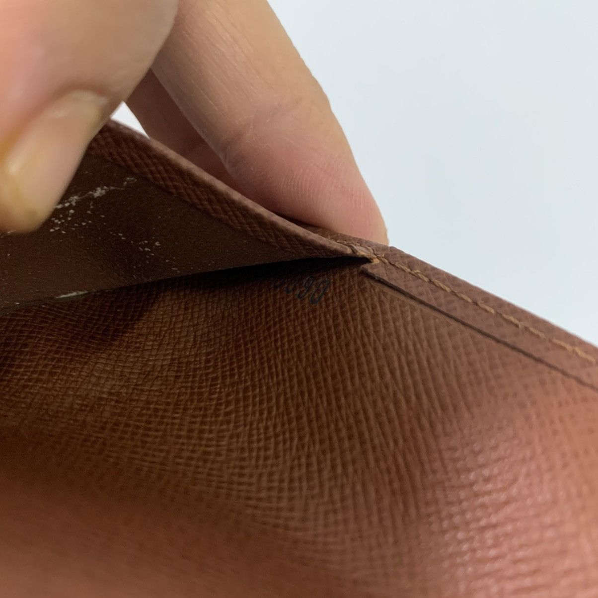 Louis Vuitton Louis Vuitton Leather Money clip Size ONE SIZE - 8 Thumbnail