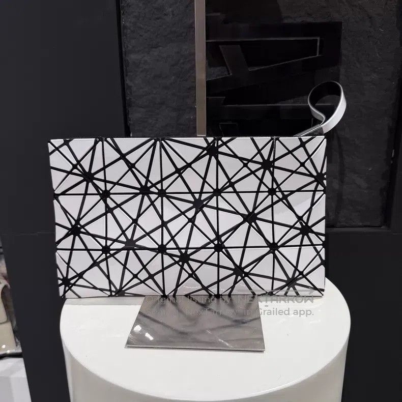 Issey Miyake Issey Miyake Color-Blocked Clutch Bag Size ONE SIZE - 4 Thumbnail