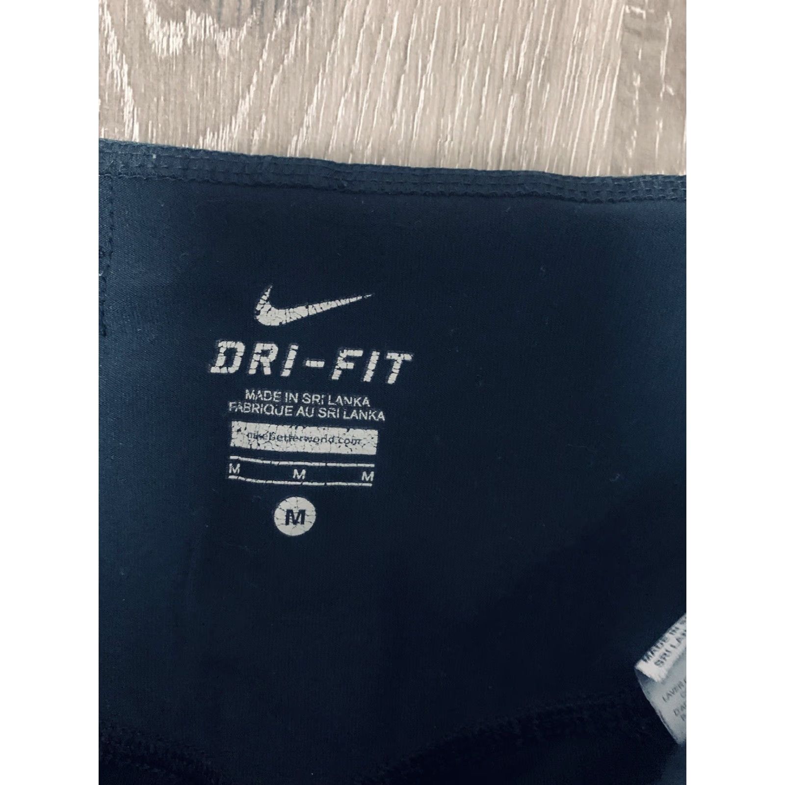 Nike VINTAGE Nike Leggings Women's M Black Legend 2.0 Tight-Fit Training 548510-010 Size 32" / US 10 / IT 46 - 3 Thumbnail