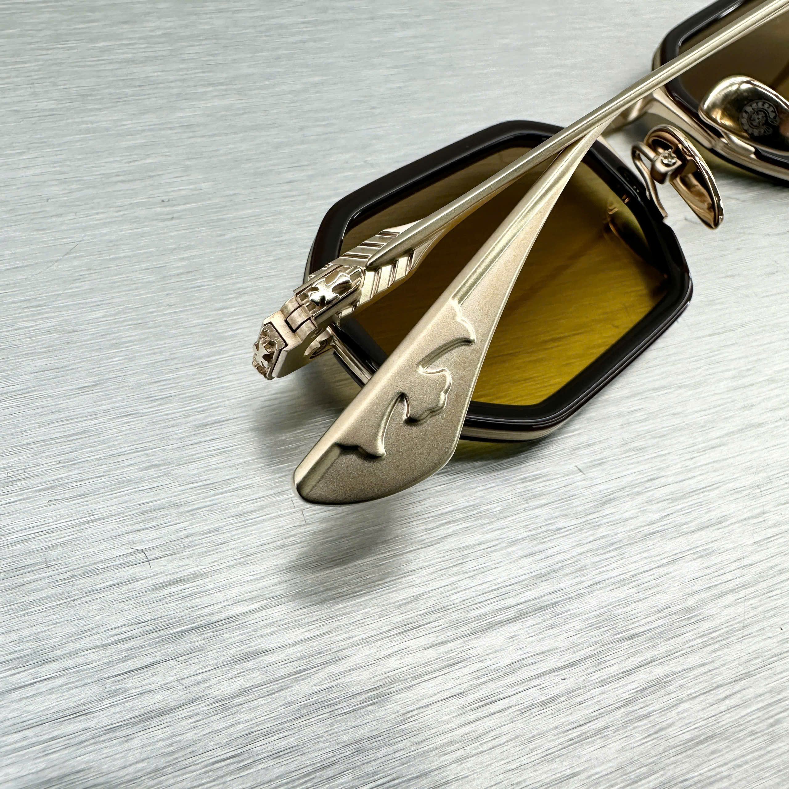 Chrome Hearts CHROME HEARTS STYLIDA CLASSIC BROWN/MATTE GOLD PLATED SUN Size ONE SIZE - 4 Thumbnail