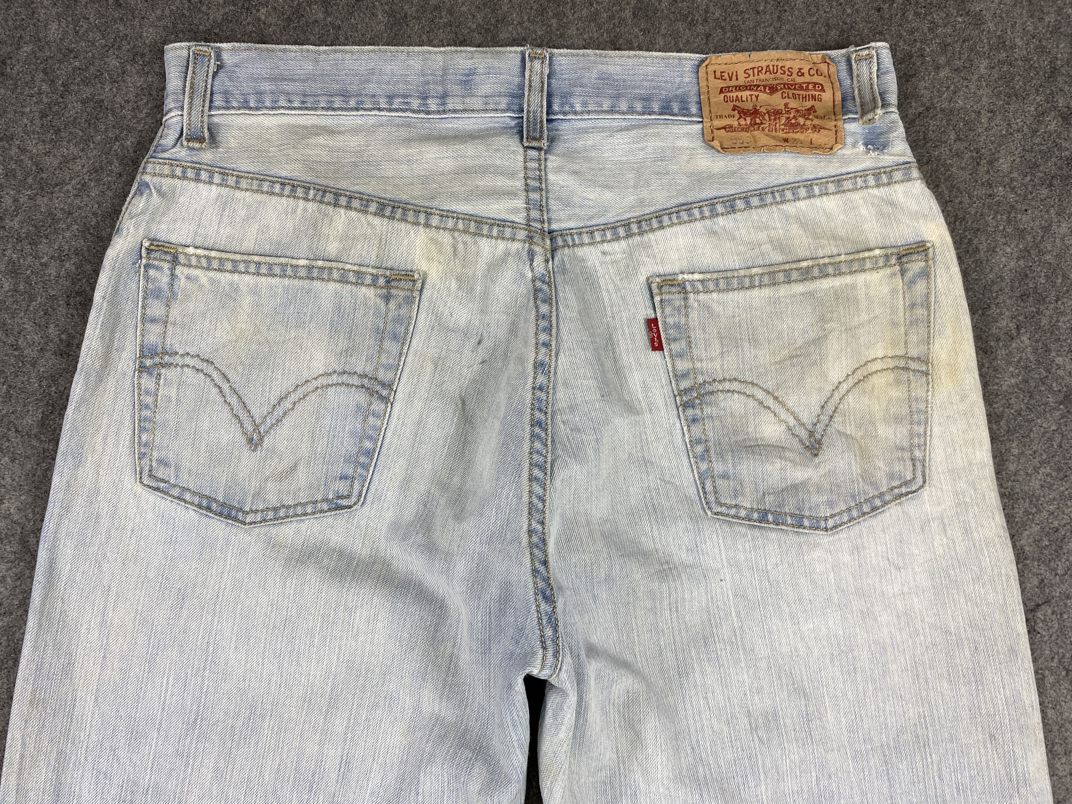 Japanese Brand Light Blue Wash Vintage Levi's 559 32x31.5 Denim -JN2120 Size US 32 / EU 48 - 4 Thumbnail
