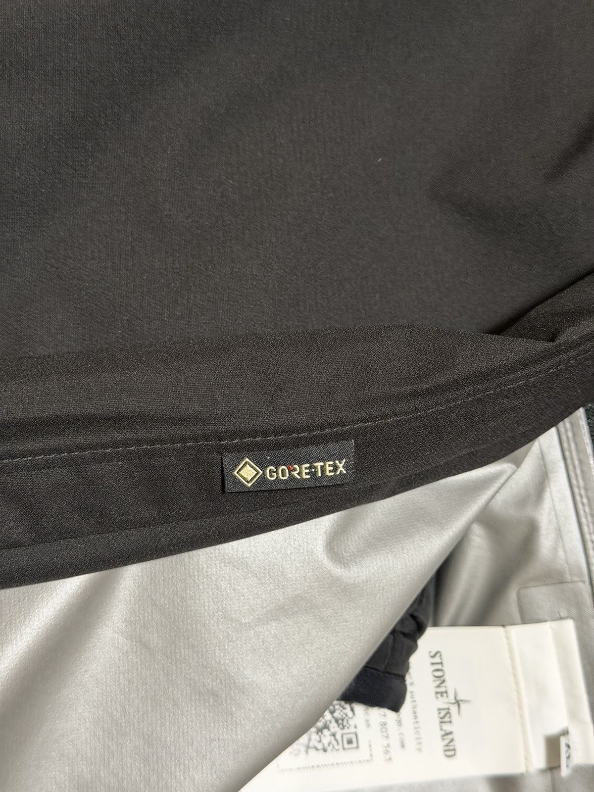 Stone Island 2700$ Stone Island 2in1 Gore Tex Metal Down-TC Packable Cape Size US XL / EU 56 / 4 - 15 Thumbnail
