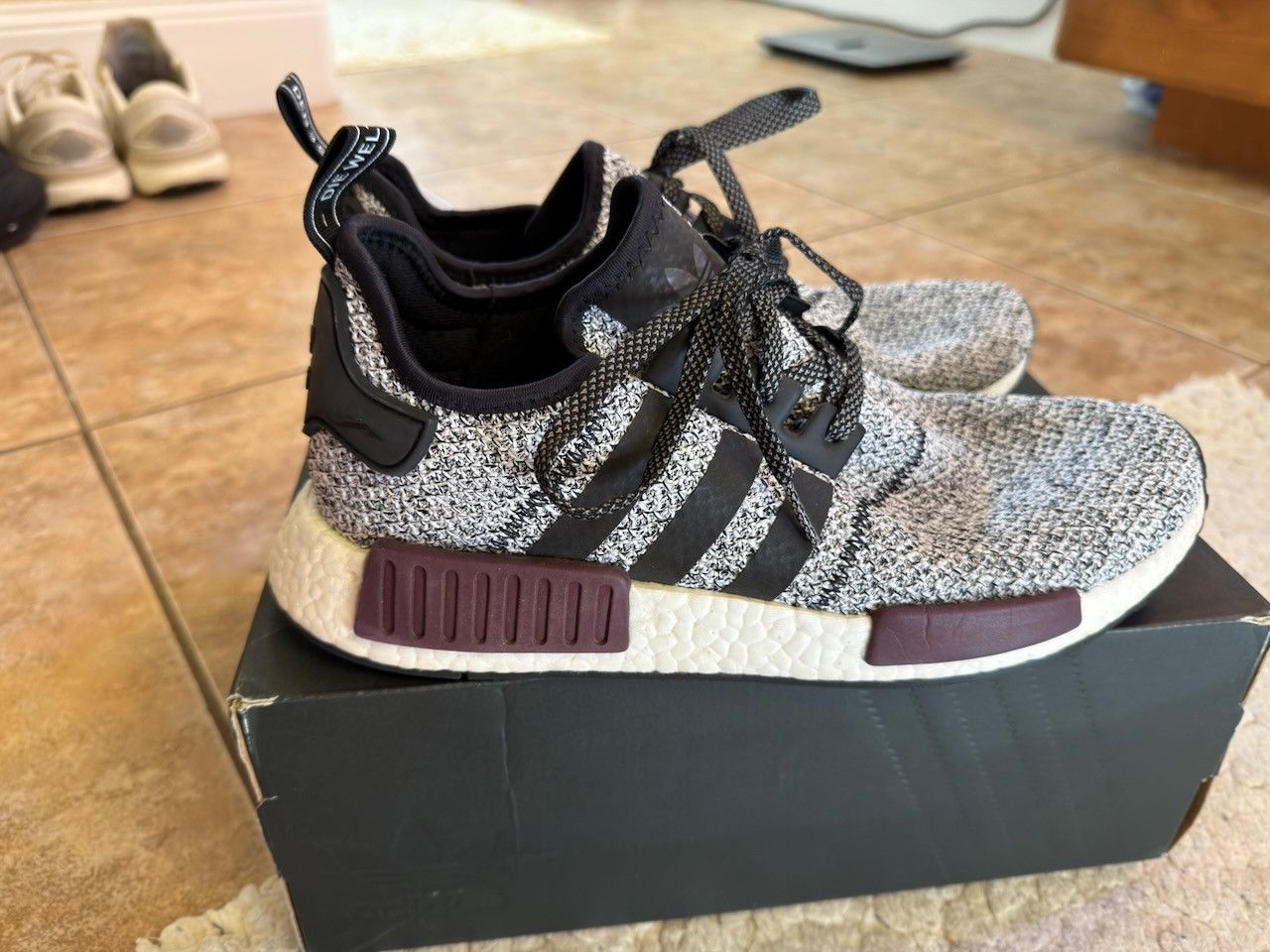 Adidas adidas NMD R1 Champs Burgundy Grey B39506 Size US 11 / EU 44 - 6 Thumbnail