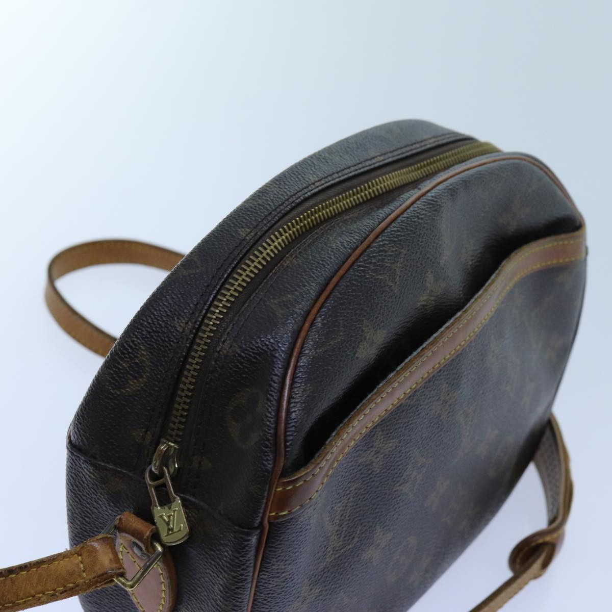 Louis Vuitton LOUIS VUITTON Monogram Blois Shoulder Bag M51221 Size ONE SIZE - 6 Thumbnail