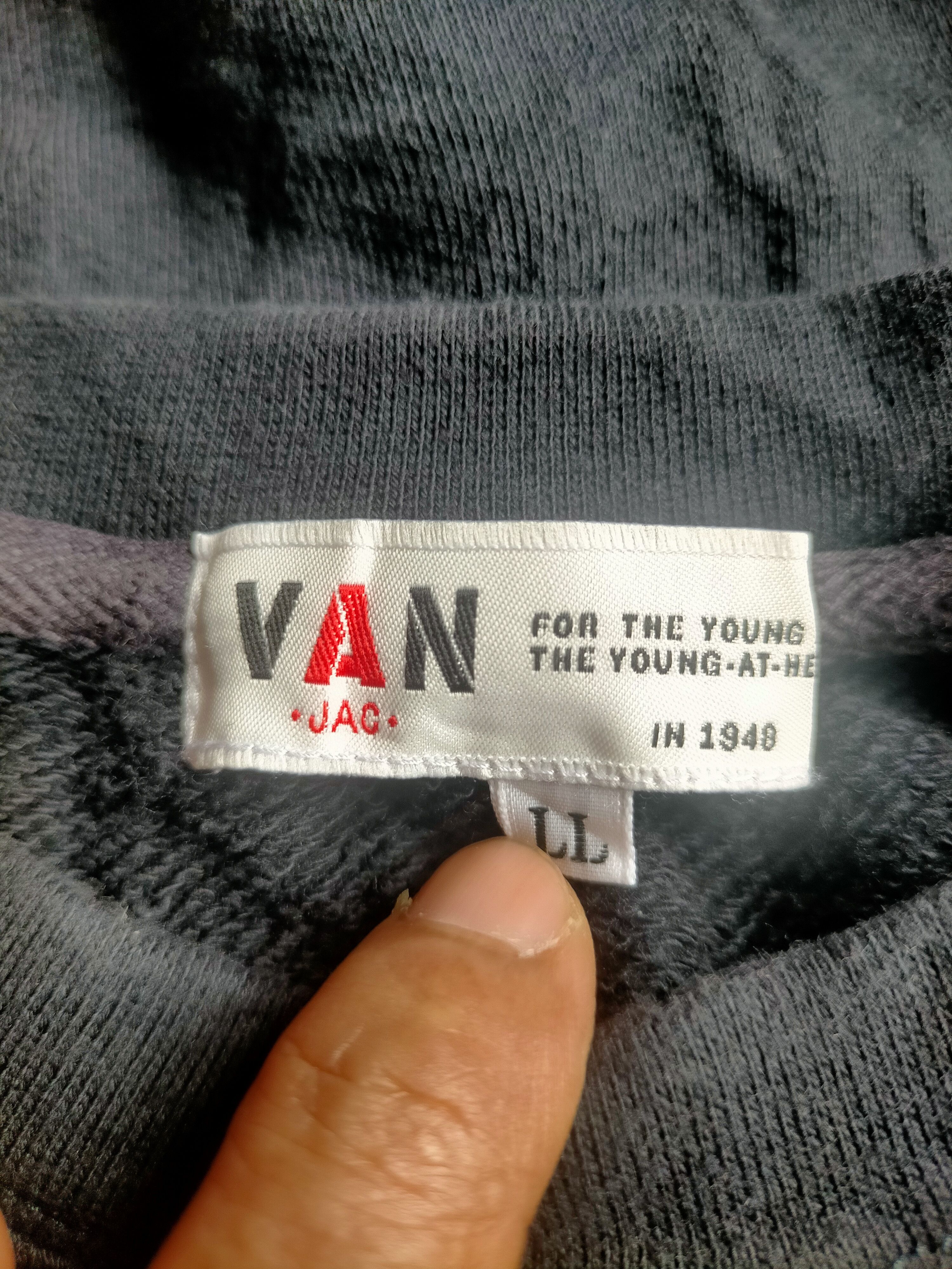Japanese Brand Van Jac Embroidered Spell out Size US L / EU 52-54 / 3 - 16 Thumbnail
