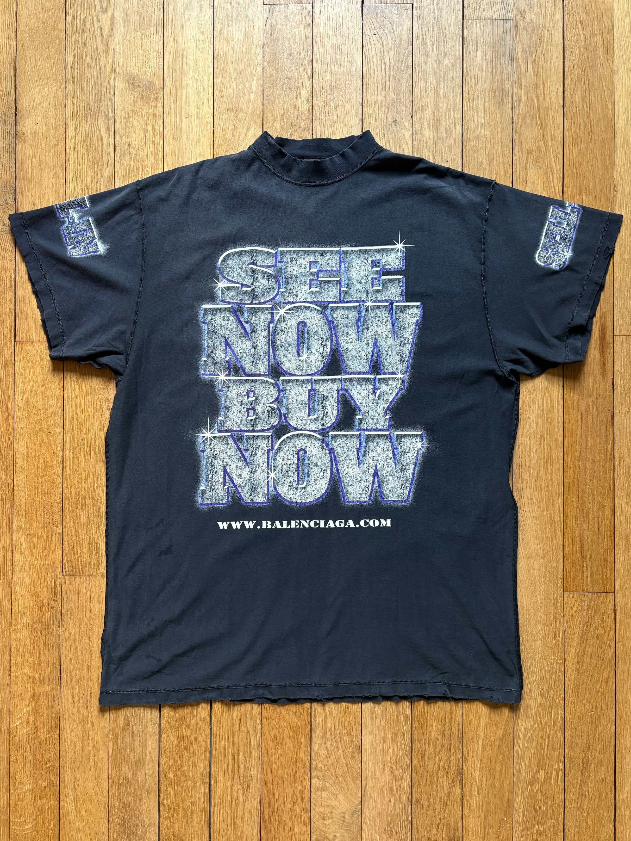 BALENCIAGA 24ss SEE NOW BUY NOW Tシャツ Balenciaga Men's See Now Buy Now T-Shirt in Washed Blue Balenciaga