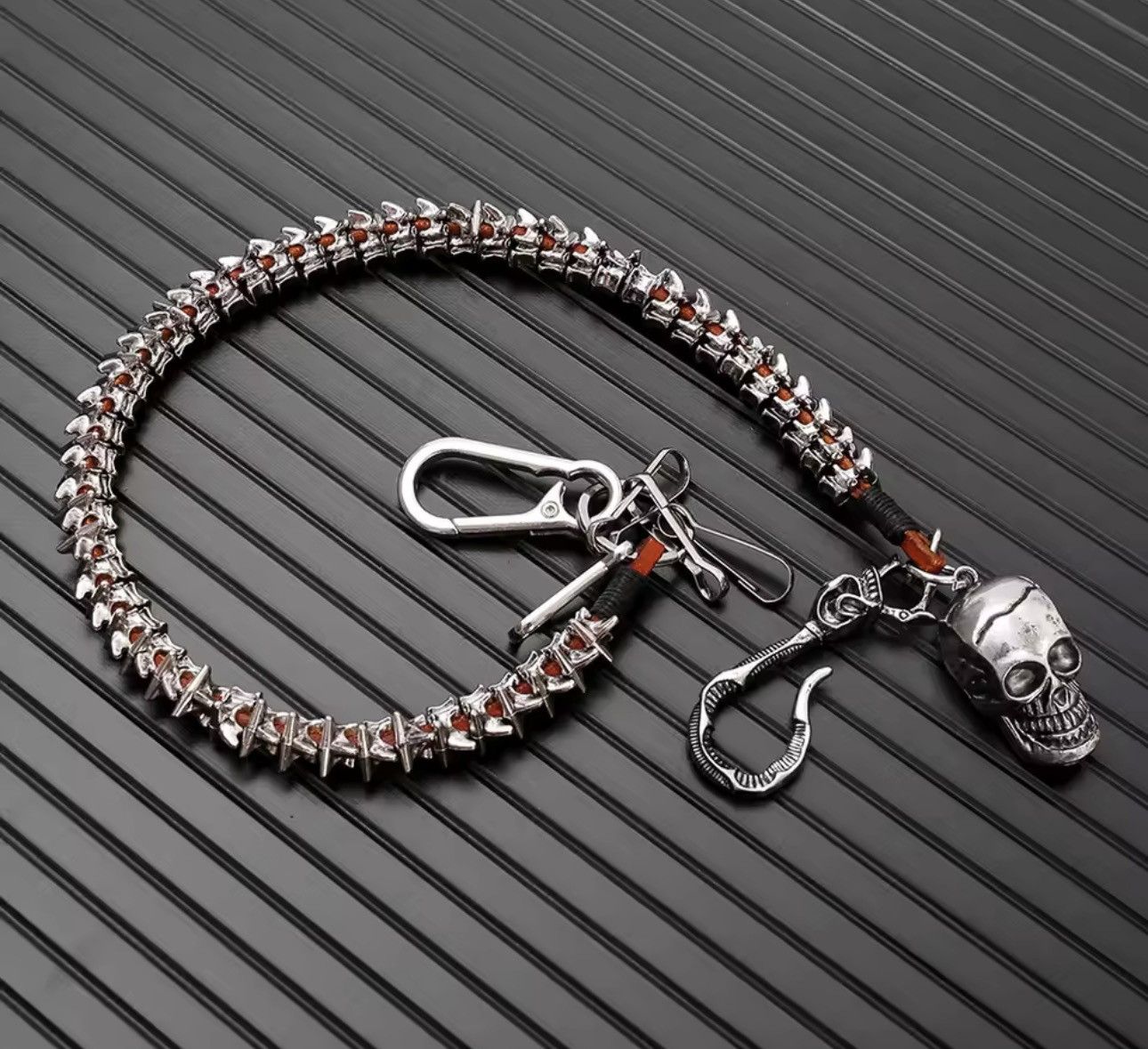 Jewelry Goth Punk Grunge Skull Spine Wallet Chain Size ONE SIZE - 1 Thumbnail