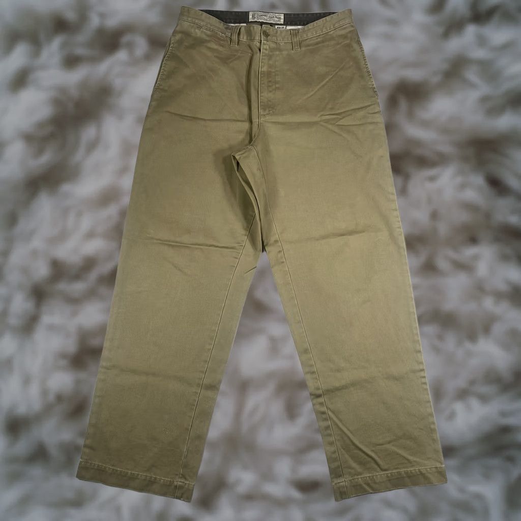 American Eagle Outfitters American Eagle Outfitters Mens Beige Flat Front Khaki Chino Pants Size 34Wx32L - Good Pre-Owned Condition Size US 34 / EU 50 - 1 Thumbnail