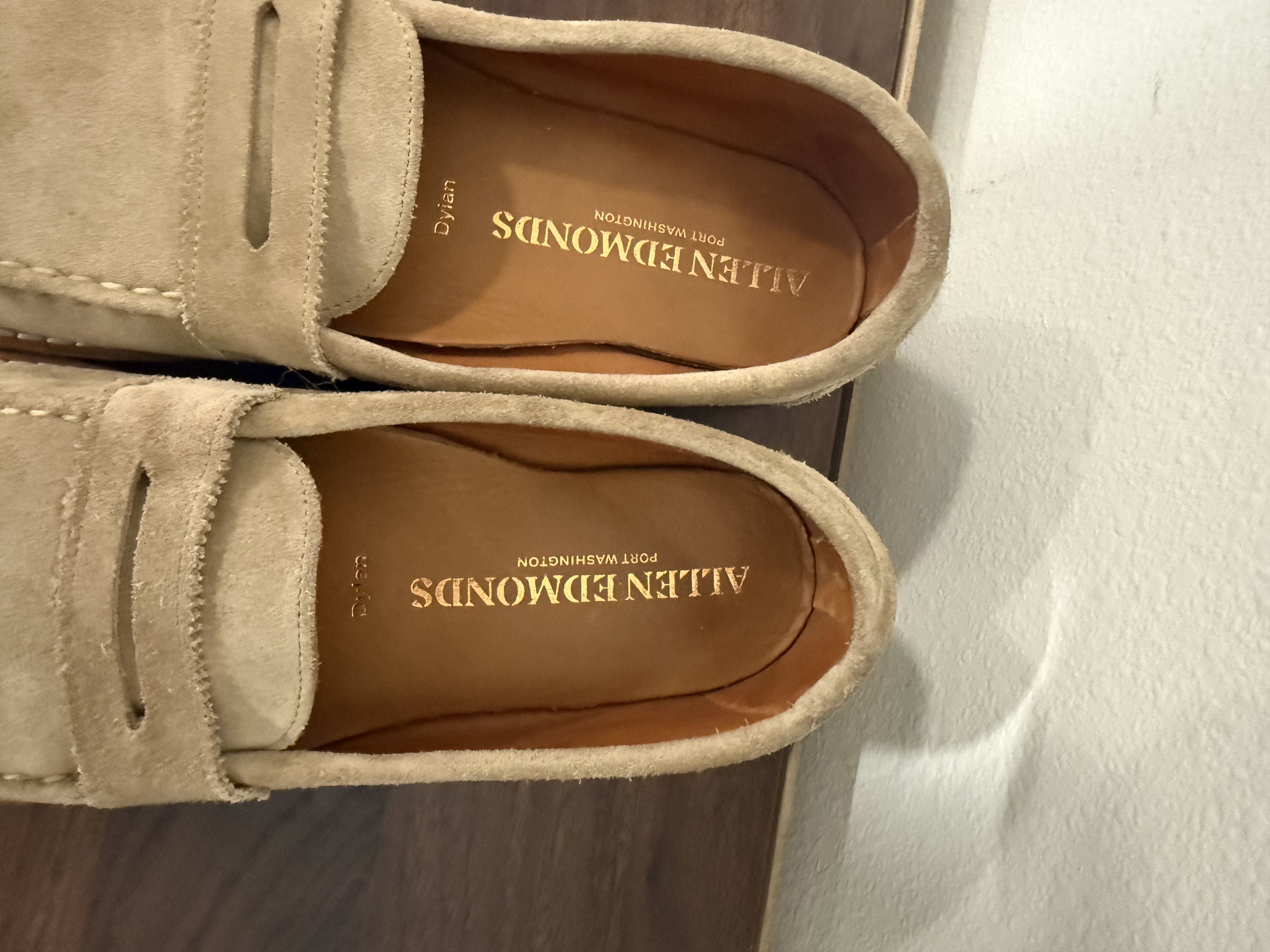 Allen Edmonds Allen Edmonds Dylan Suede Penny Loafers (9.5D) Size US 9.5 / EU 42-43 - 3 Thumbnail
