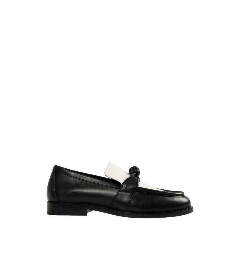 Bottega Veneta o1h1sh10526 Astaire Loafer in Black Size US 8 / IT 38 - 1 Thumbnail