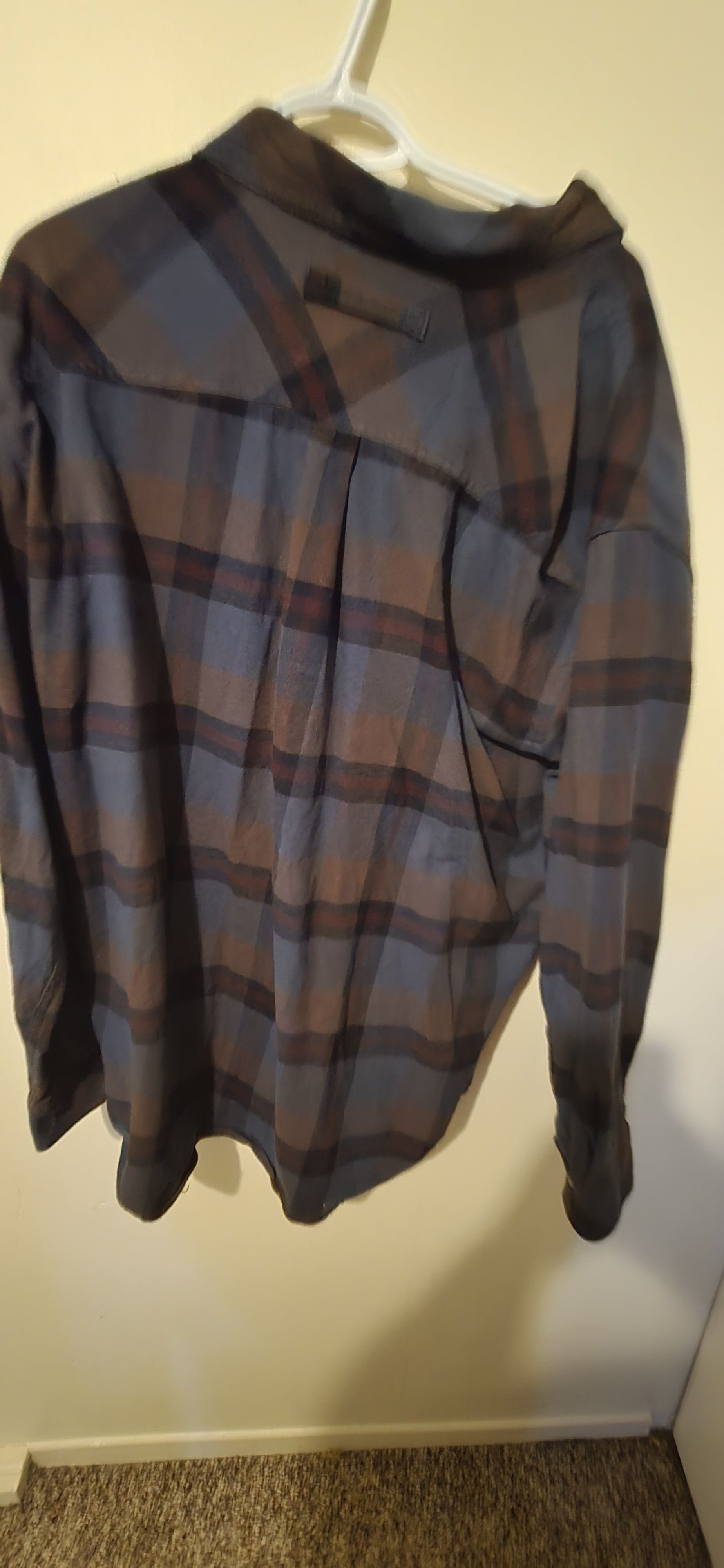 Other 2xl button feaux seude shirt high quality nice looking Size US XXL / EU 58 / 5 - 10 Thumbnail