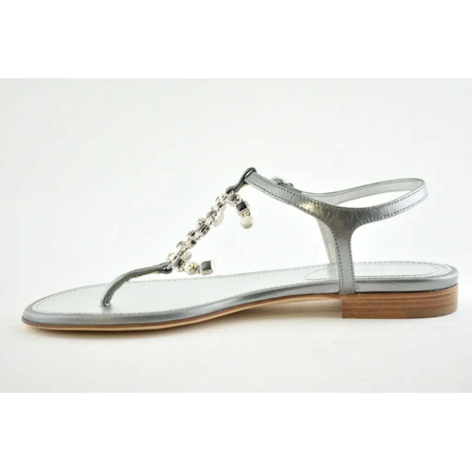 Chanel Chanel 19P Silver Metallized Lambskin CC Logo Mule Slide Size US 6 / IT 36 - 8 Thumbnail