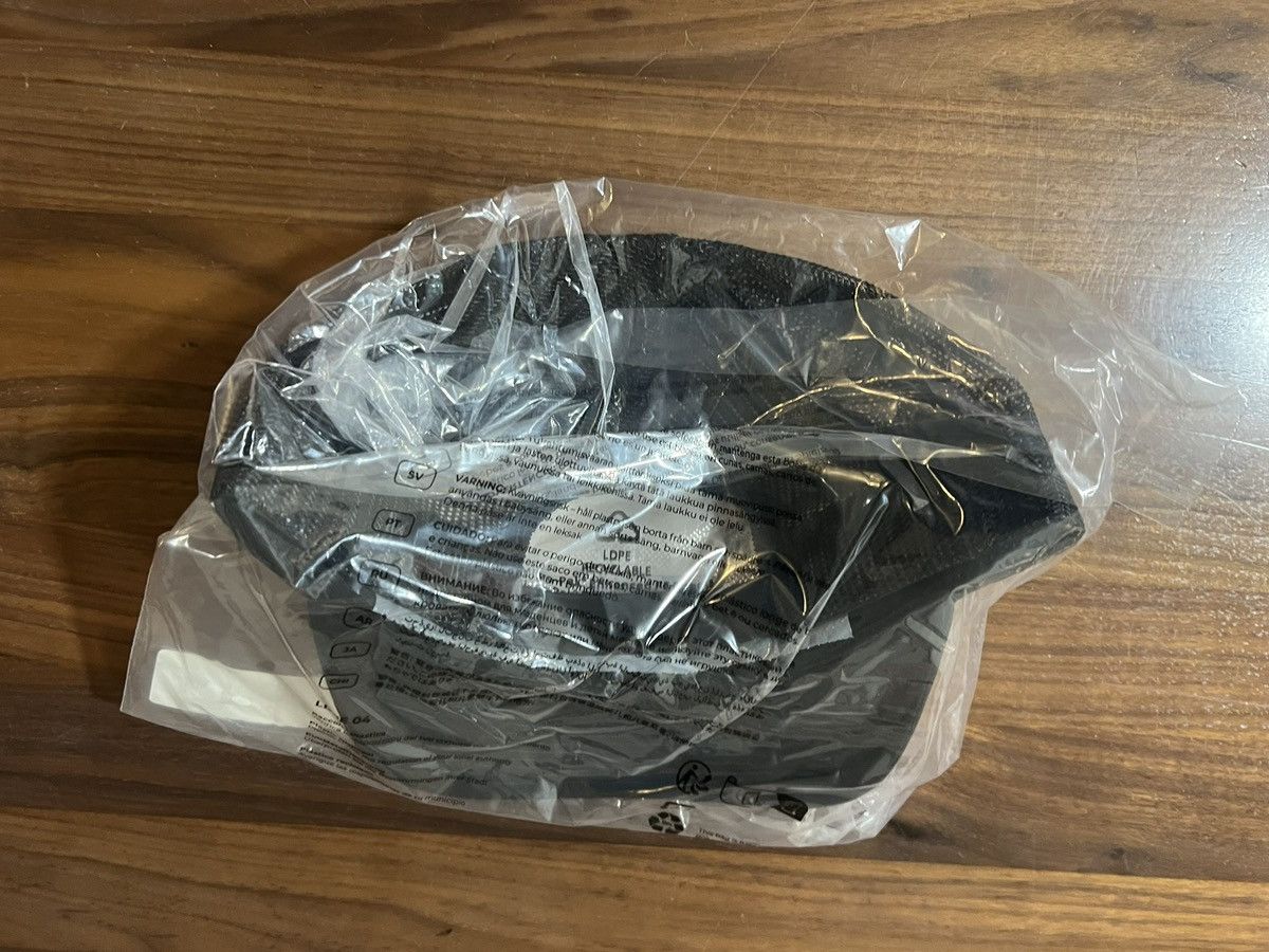 DC Comics × Kith Batman | Kith '96 Nolan Trucker Hat Cap in Black Snapback Size ONE SIZE - 8 Thumbnail