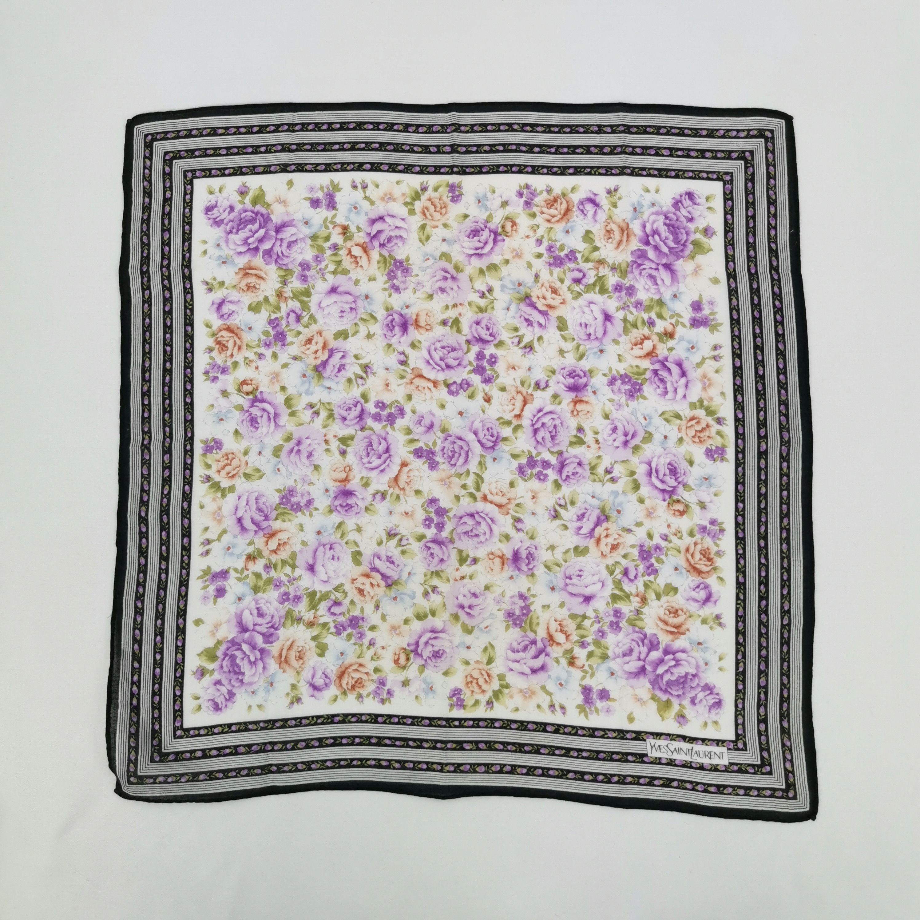 Vintage Vintage Yves Saint Laurent Handkerchief 56789 Size ONE SIZE - 2 Thumbnail