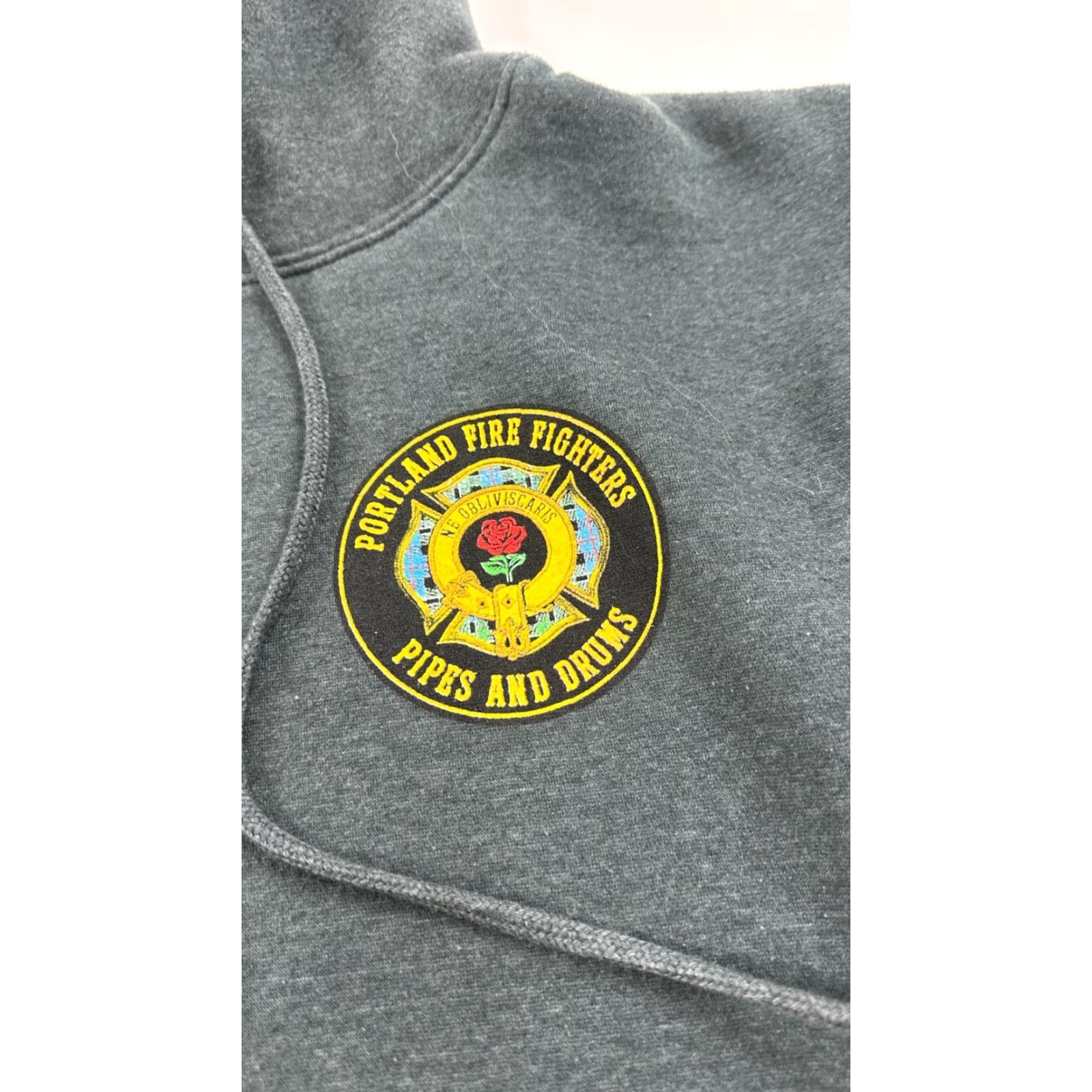 Vintage Bayside Men's Medium Gray Pullover Hoodie - Solid, Breathable, Outdoor Sweatshirt for Fall & Winter Size US M / EU 48-50 / 2 - 4 Thumbnail