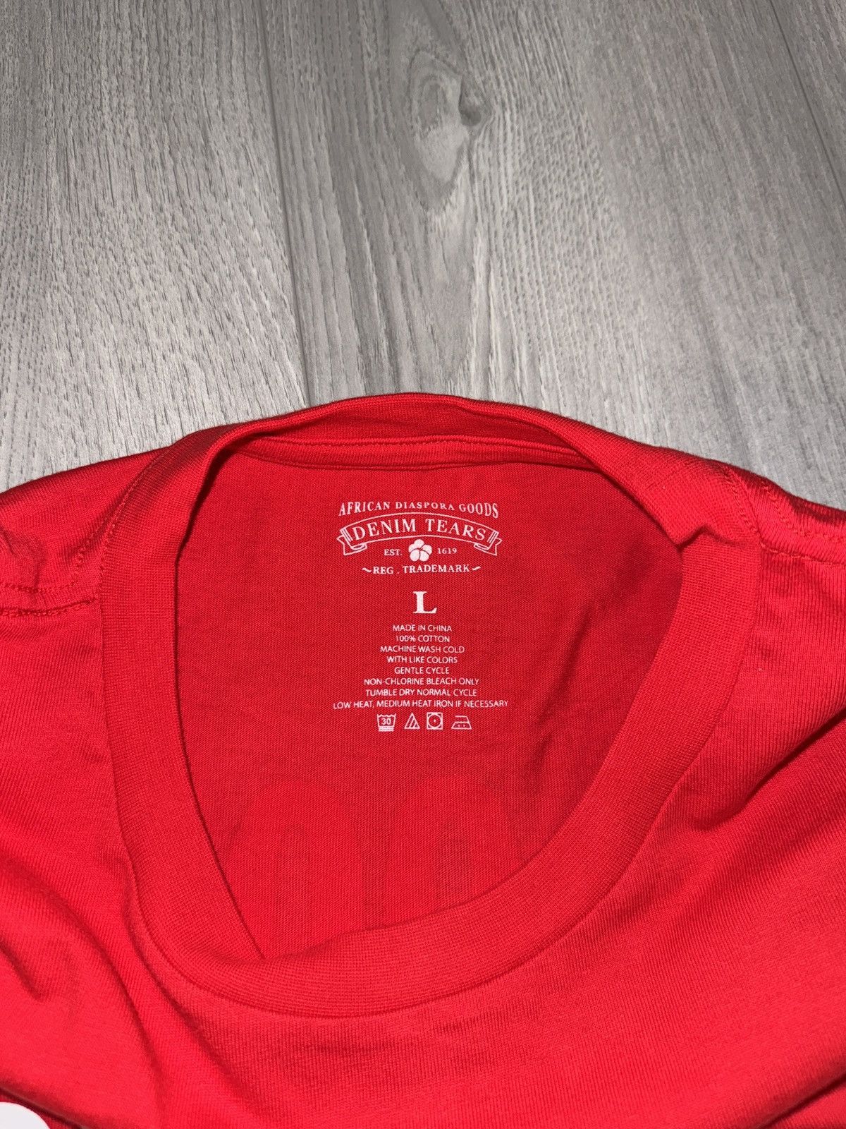 DENIM TEARS DENIM TEARS Tee “Blood” Size US L / EU 52-54 / 3 - 2 Thumbnail