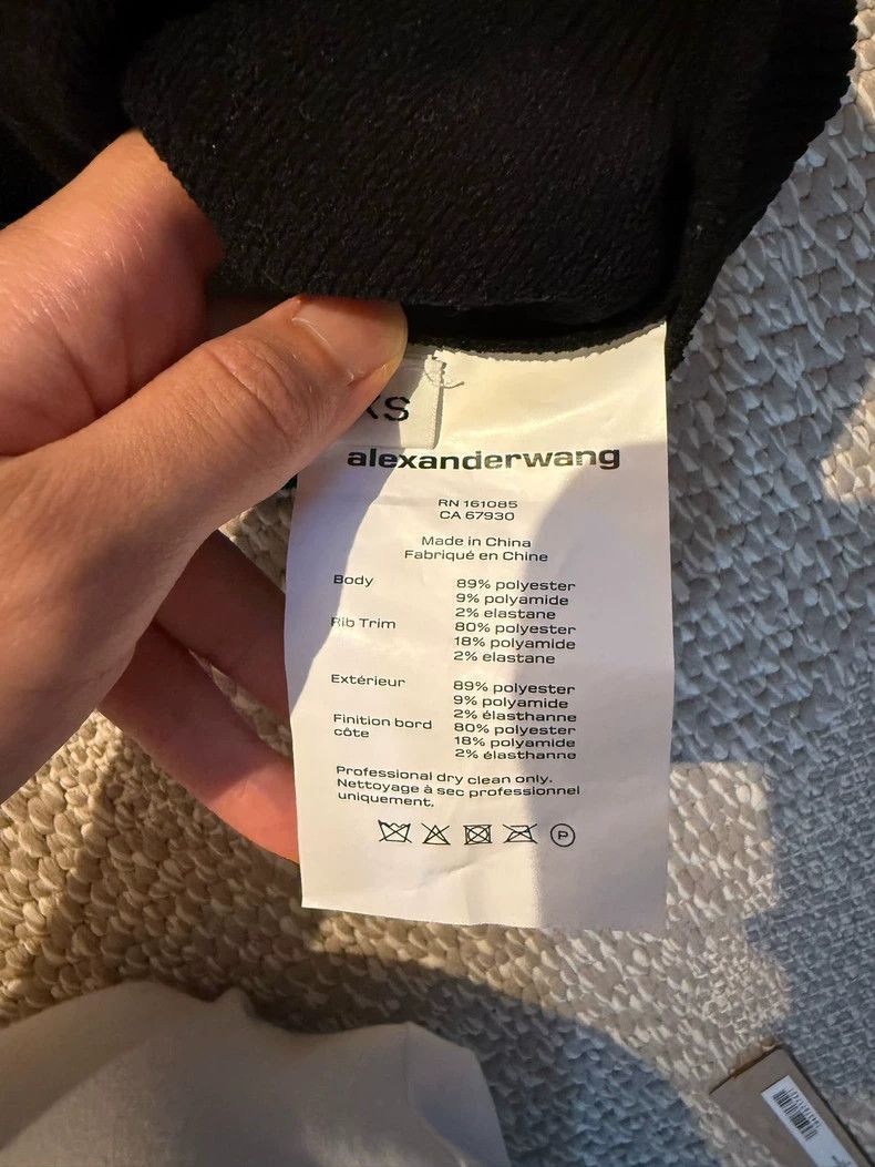 Alexander Wang Alexander Wang Logo Embossed Cropped Vest- Size XS / US 0-2 / IT 36-38 - 4 Thumbnail