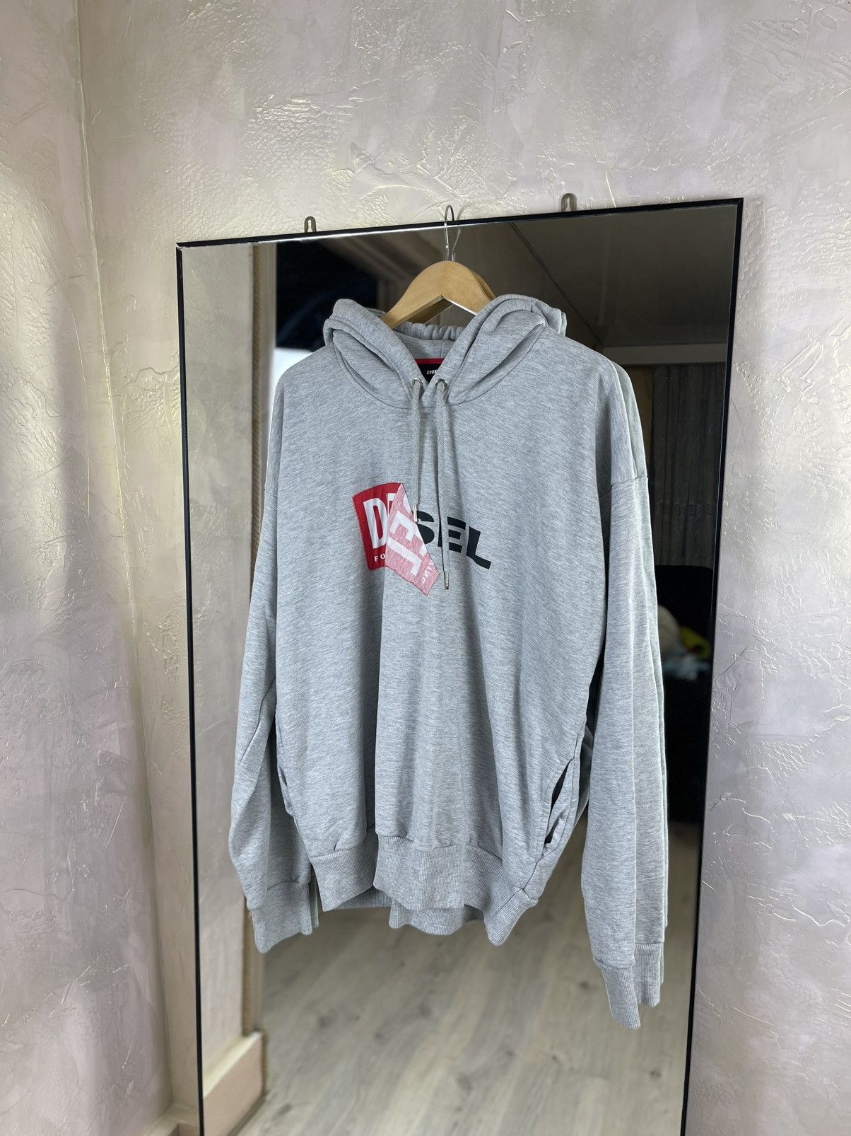 Diesel Diesel Deconstructed Peel-Off Graphic Logo Fleece Hoodie Size US XL / EU 56 / 4 - 1 Thumbnail