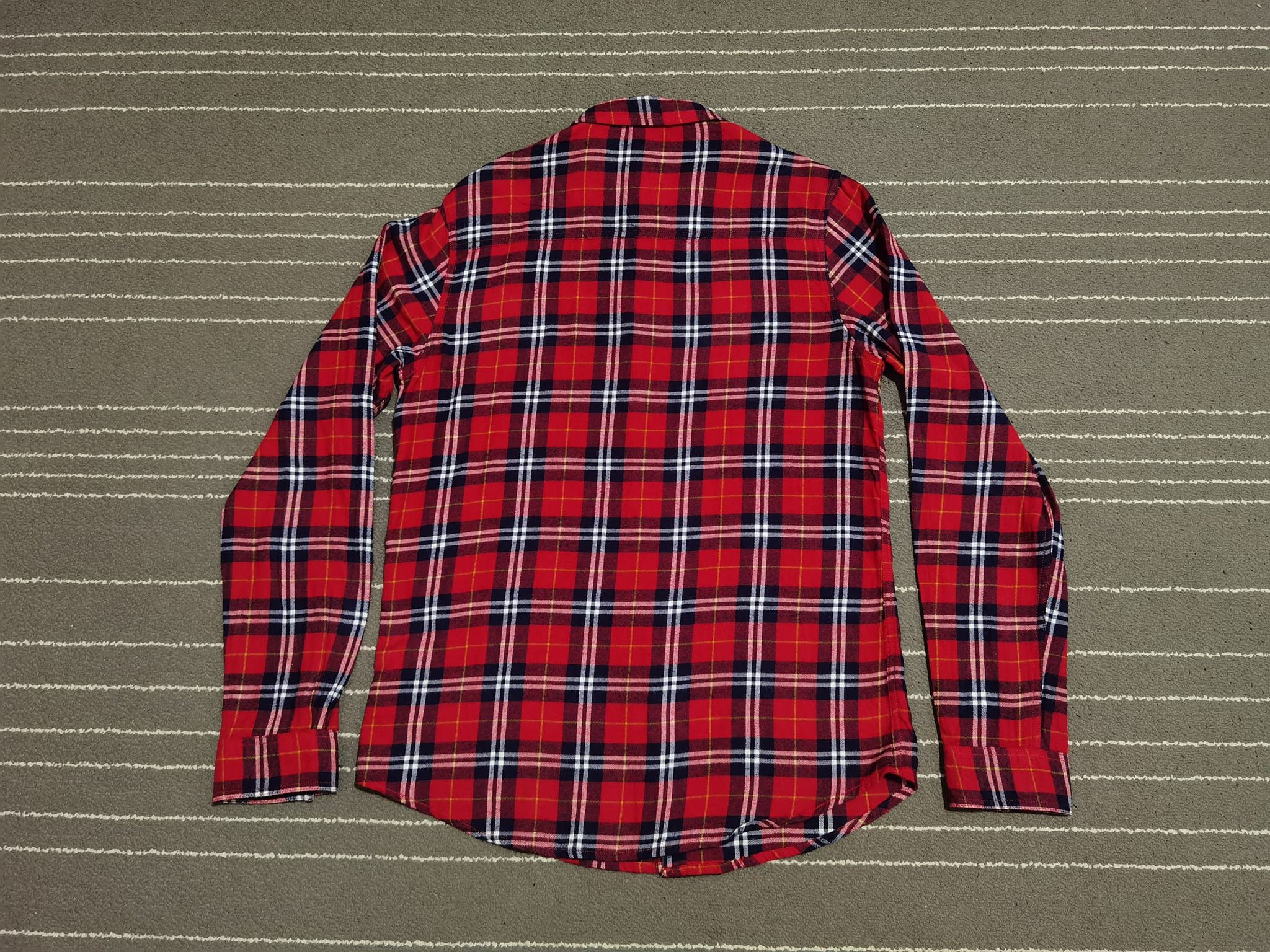 Other LIVERPOOL F. C flannel unisex S 2172 Size US S / EU 44-46 / 1 - 4 Thumbnail
