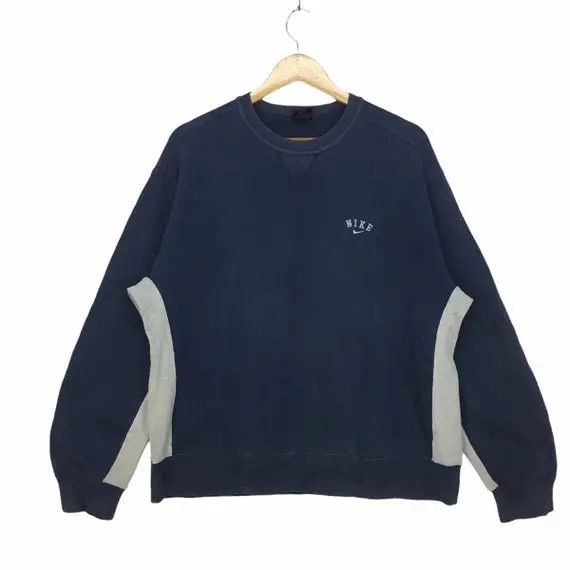 Nike Vtg 90' NIKE Center Logo Swoosh Sweatshirt Pullover Size US L / EU 52-54 / 3 - 1 Thumbnail