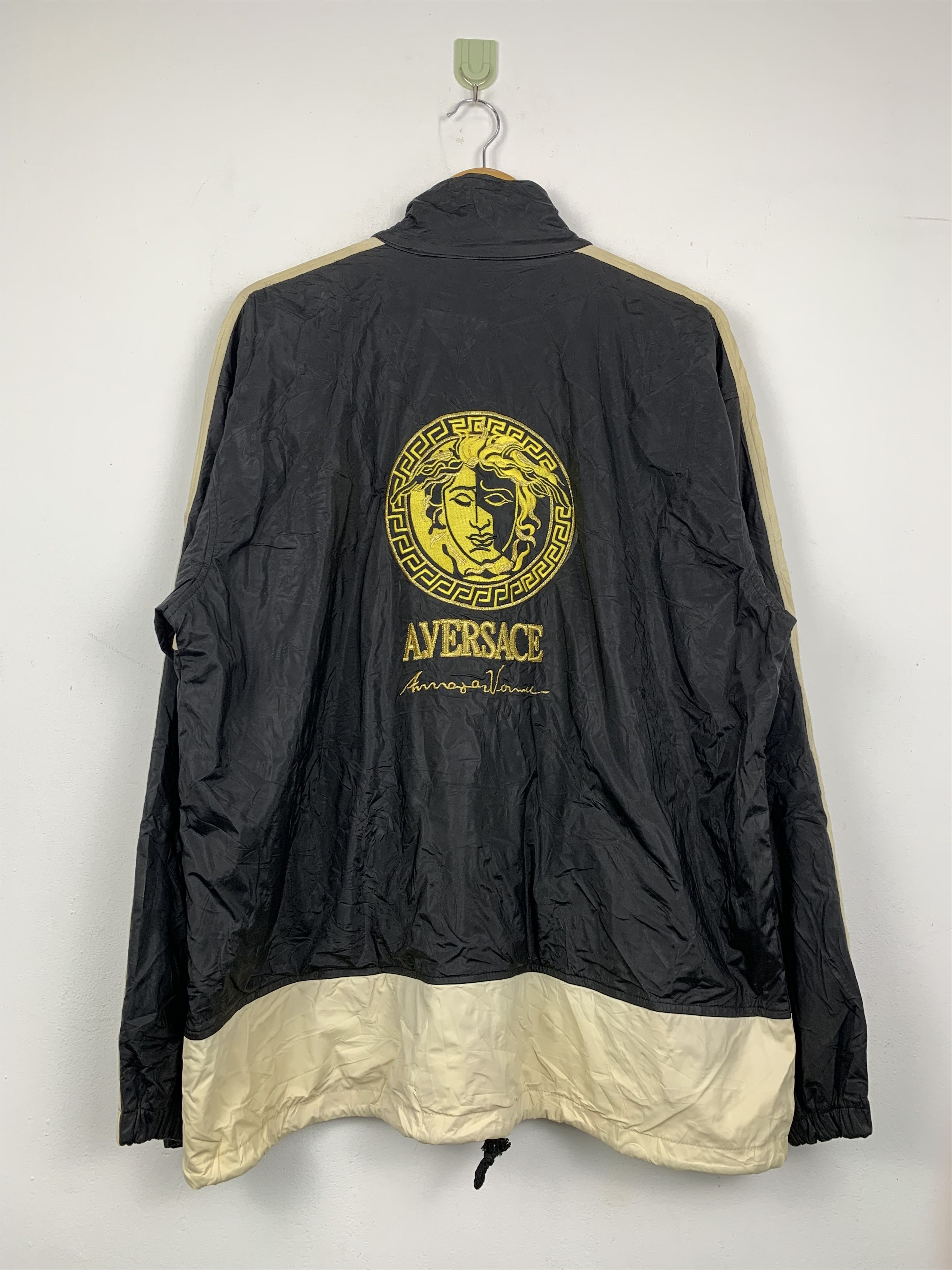 Versace Vintage A. Versace Embroidered Windbreaker Jacket J1348 Size US L / EU 52-54 / 3 - 1 Thumbnail