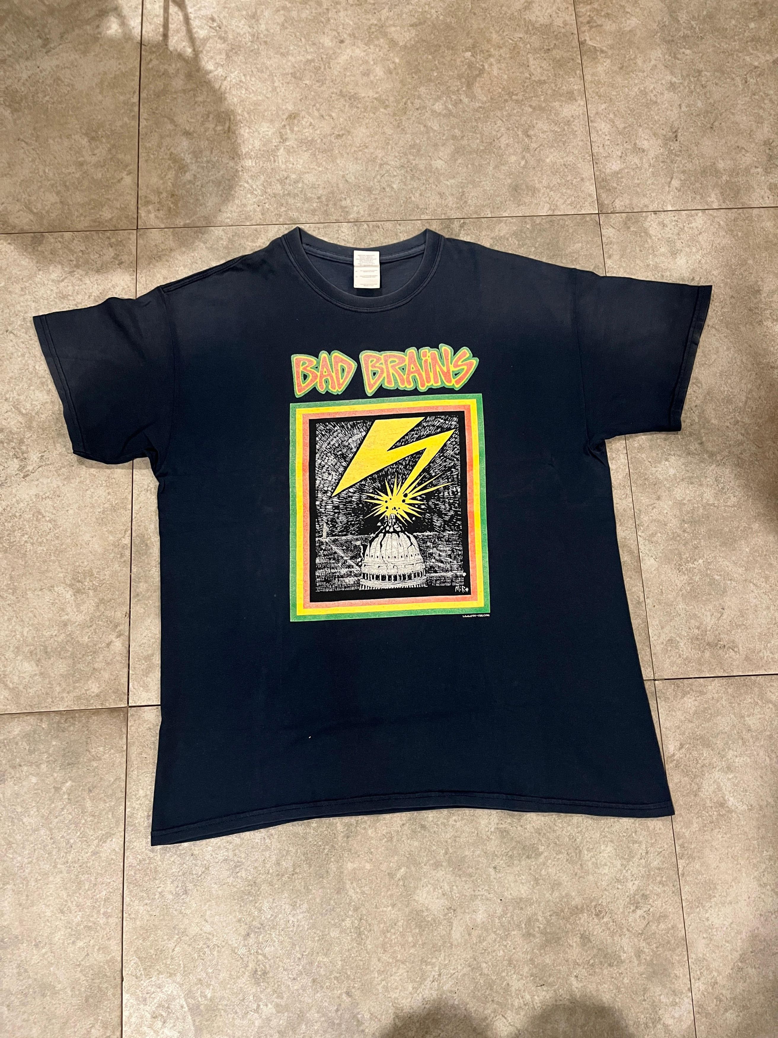 Vintage Vintage 00s Bad brains "Capitol" band shirt hardcore Size US L / EU 52-54 / 3 - 1 Thumbnail