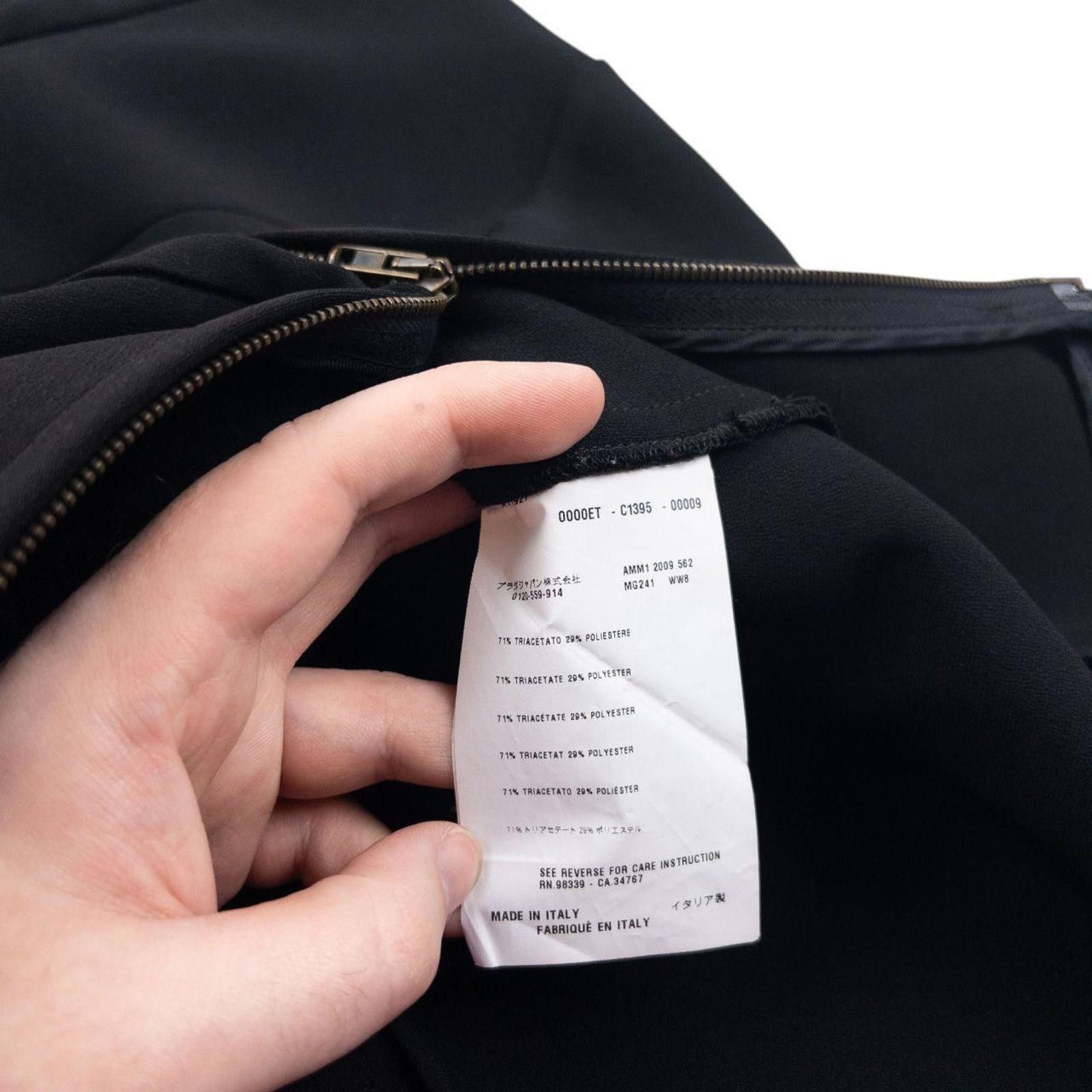 Miu Miu Vintage 2009 Miu Miu Zip Skirt Womens Size W27 Size 27" / US 4 / IT 40 - 7 Thumbnail