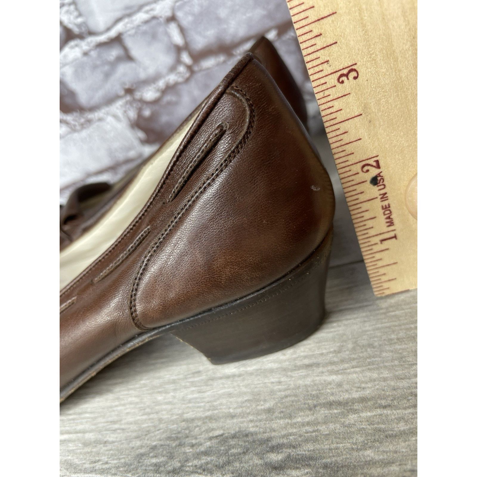 Bally Bally Brown Leather Kiltie Tassel Loafers Kitten Heel Shoes Size US 6.5 / IT 36.5 - 11 Thumbnail