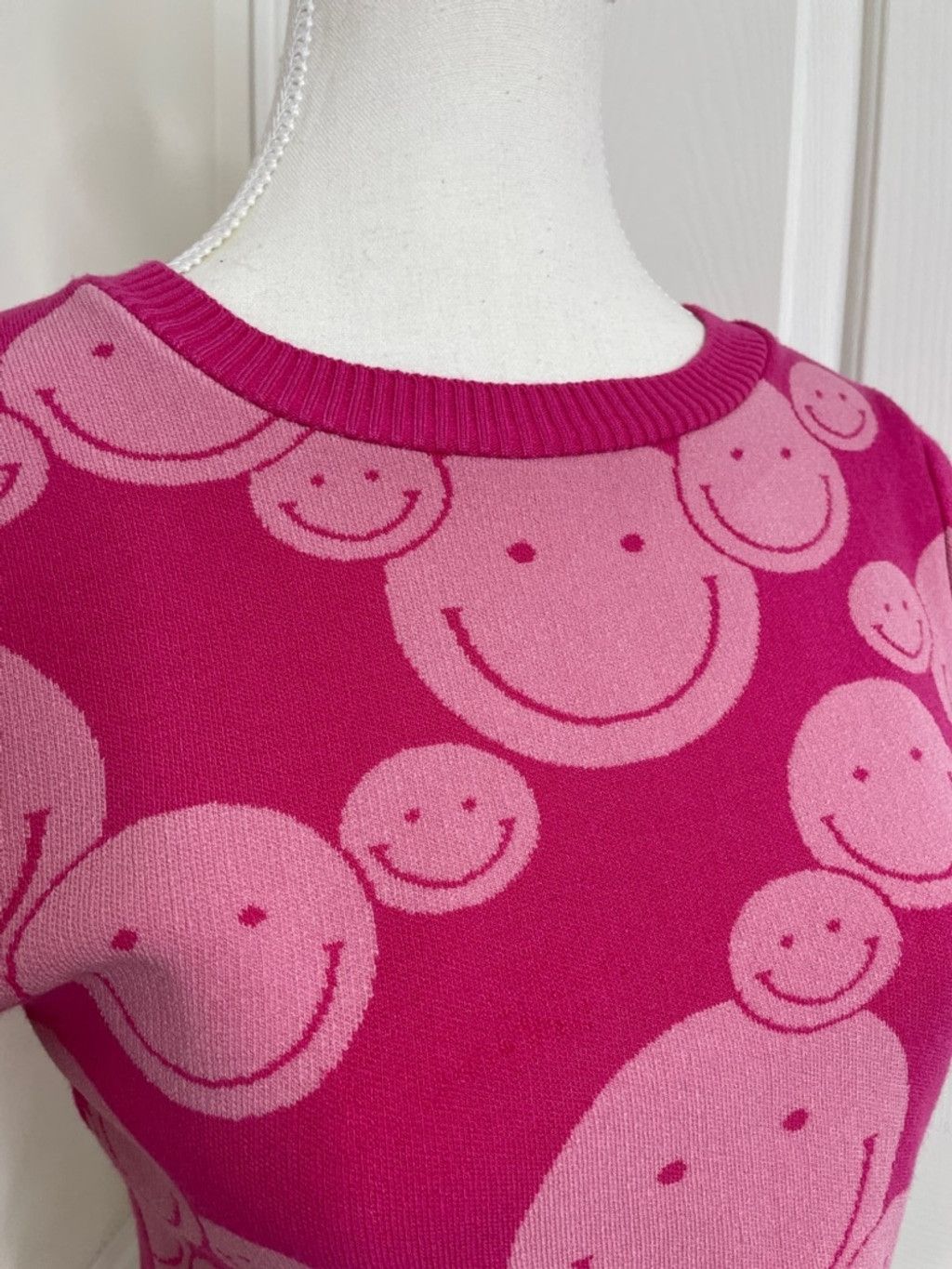 Debut debut Smiley Face Cropped Tee M/L Size M / US 6-8 / IT 42-44 - 3 Thumbnail