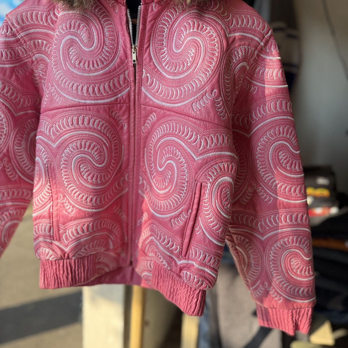 Other Vintage 1990s Leather Embroidered Pink Bomber Jacket Size M / US 6-8 / IT 42-44 - 3 Thumbnail