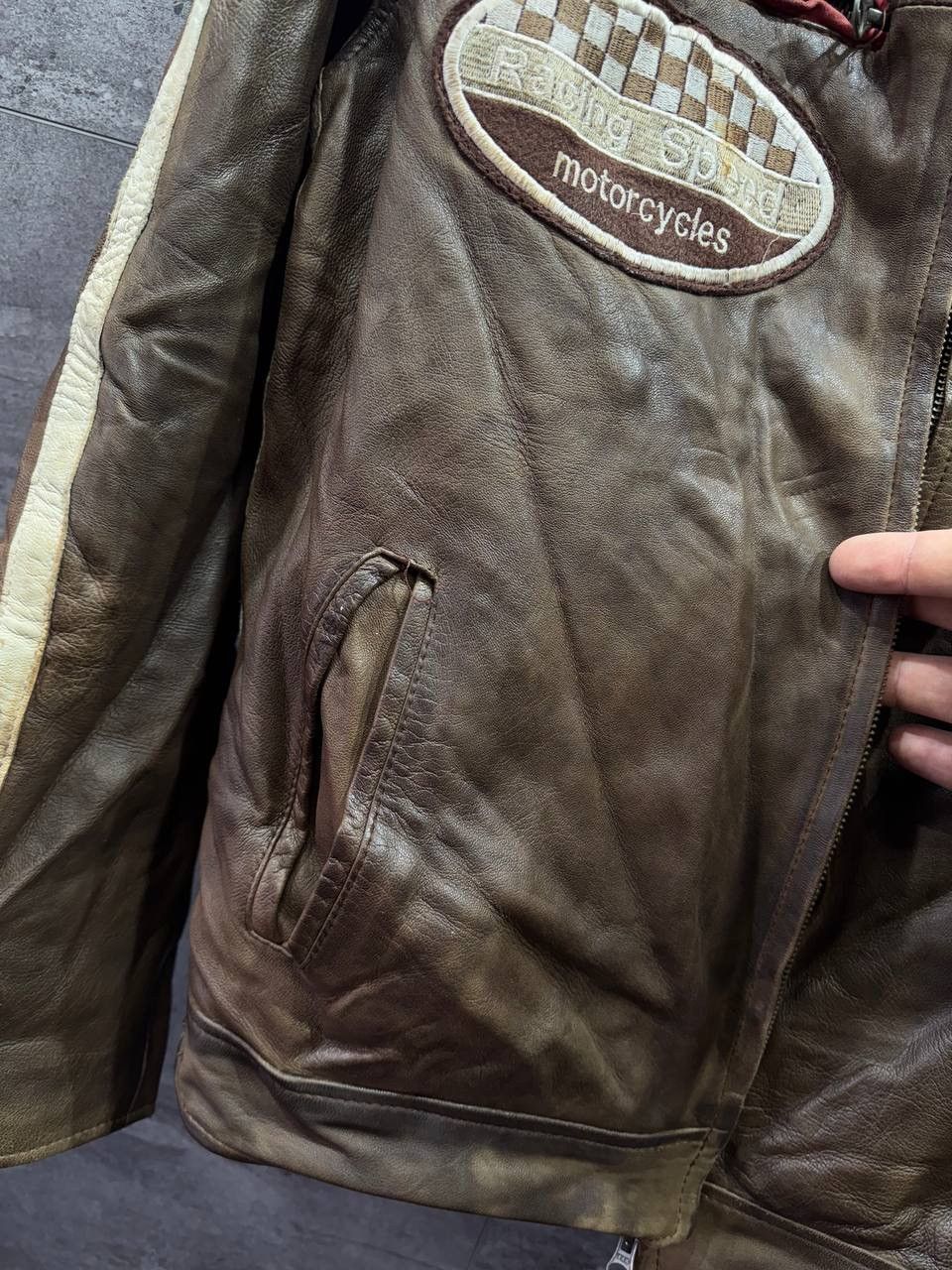 Vintage Aviatrix Men's Real Leather Brown Patch Racing Biker Jacket Size US XL / EU 56 / 4 - 9 Thumbnail