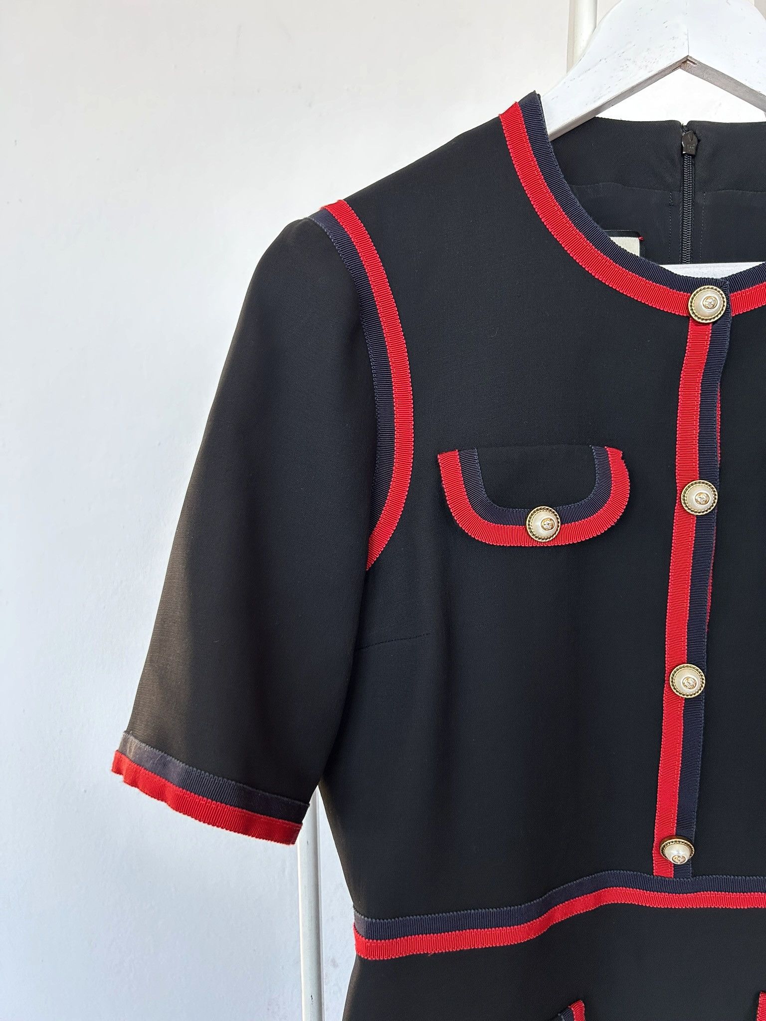 Gucci 2017 Gucci ribbon trim short sleeve wool and silk mini dress Size M / US 6-8 / IT 42-44 - 4 Thumbnail