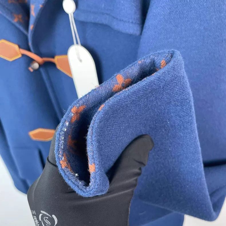 Louis Vuitton Louis Vuitton Blue cashmere coat Size XS / US 0-2 / IT 36-38 - 3 Thumbnail