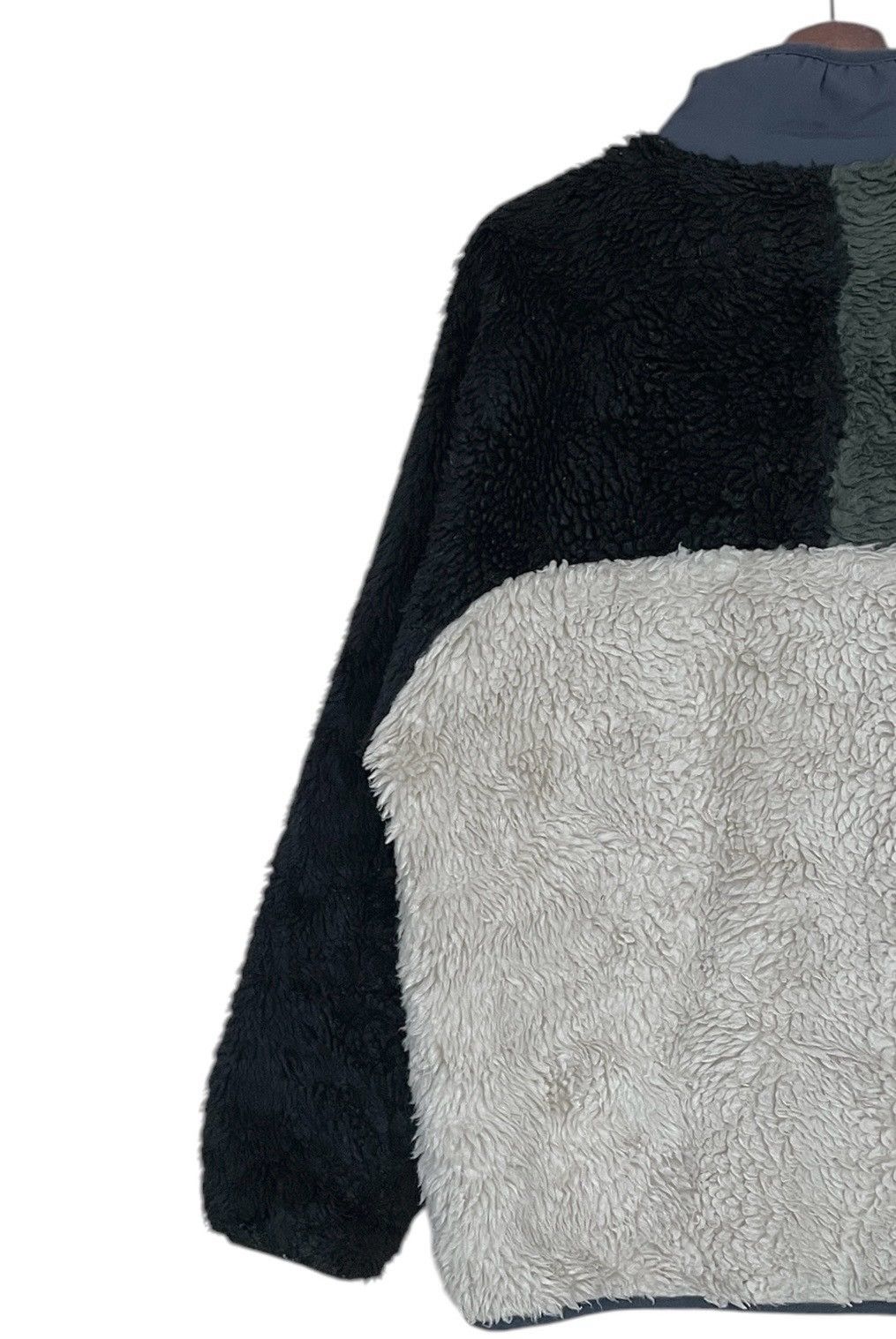 Gramicci × Vintage Vintage Brand Gramicci Fur Fleece Jacket 2000s Size US L / EU 52-54 / 3 - 5 Thumbnail