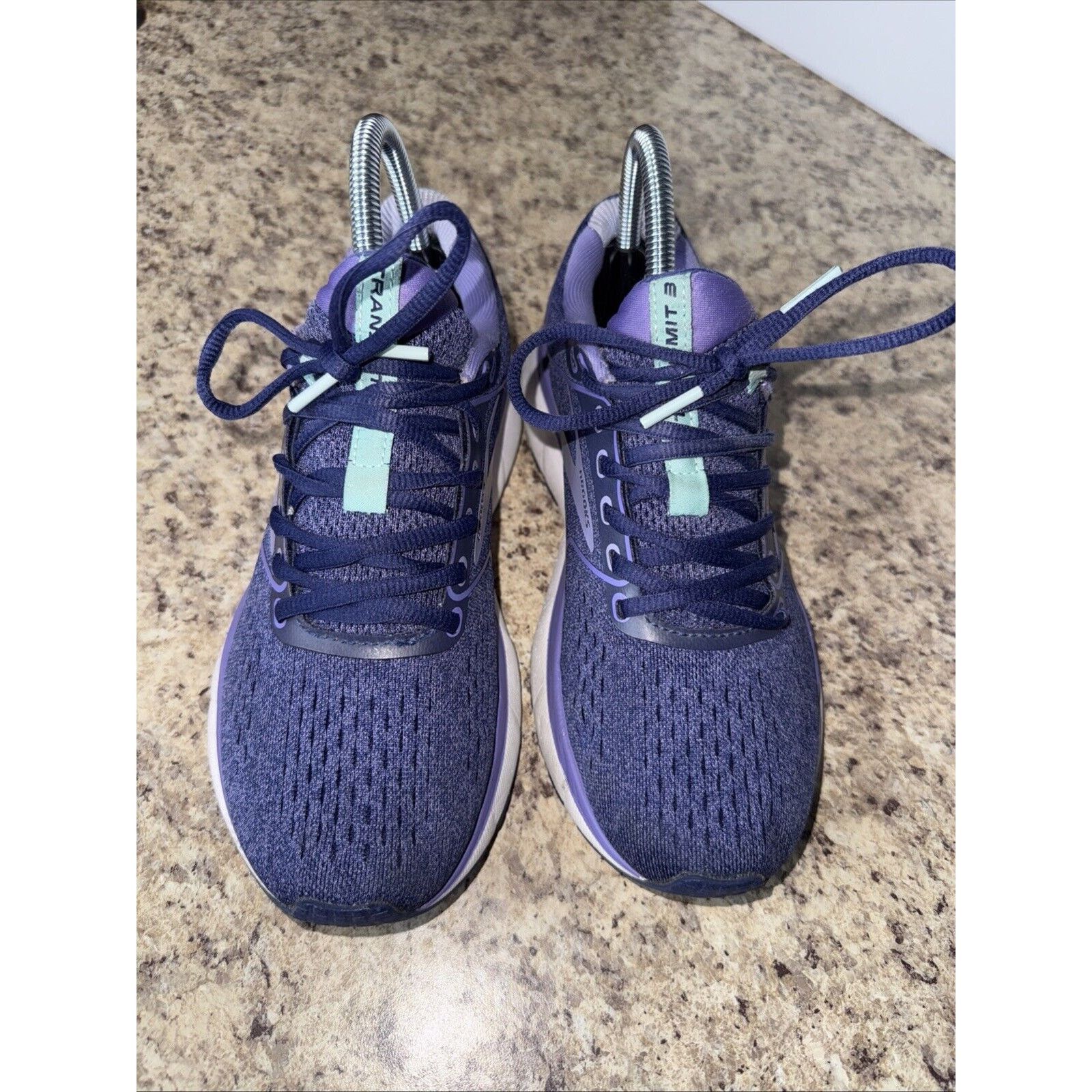 Brooks Brooks Transmit 3 Blue Ribbon Lavender Running Shoes Women 7 Size US 7 / IT 37 - 3 Thumbnail