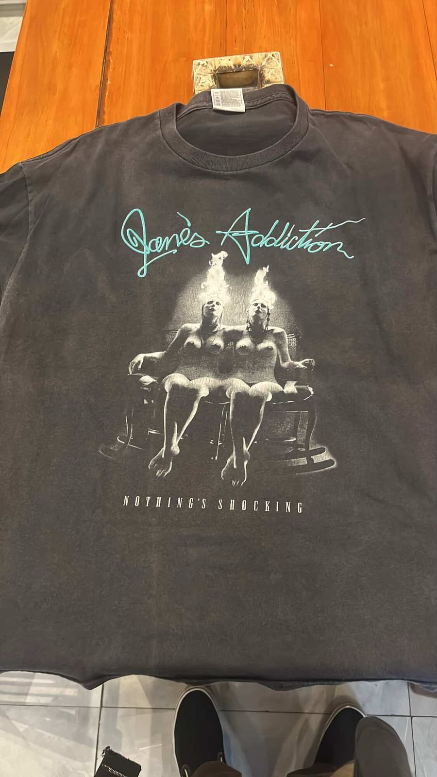 Vintage Jane's Addiction T-shirt Black 2001 Tour Pit to pit Size US L / EU 52-54 / 3 - 1 Thumbnail