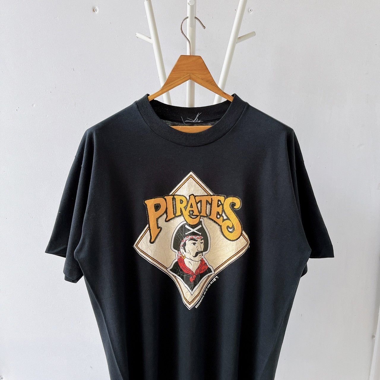 Vintage 90s Pittsburgh Pirates MLB t-shirt/ L Size US L / EU 52-54 / 3 - 3 Thumbnail