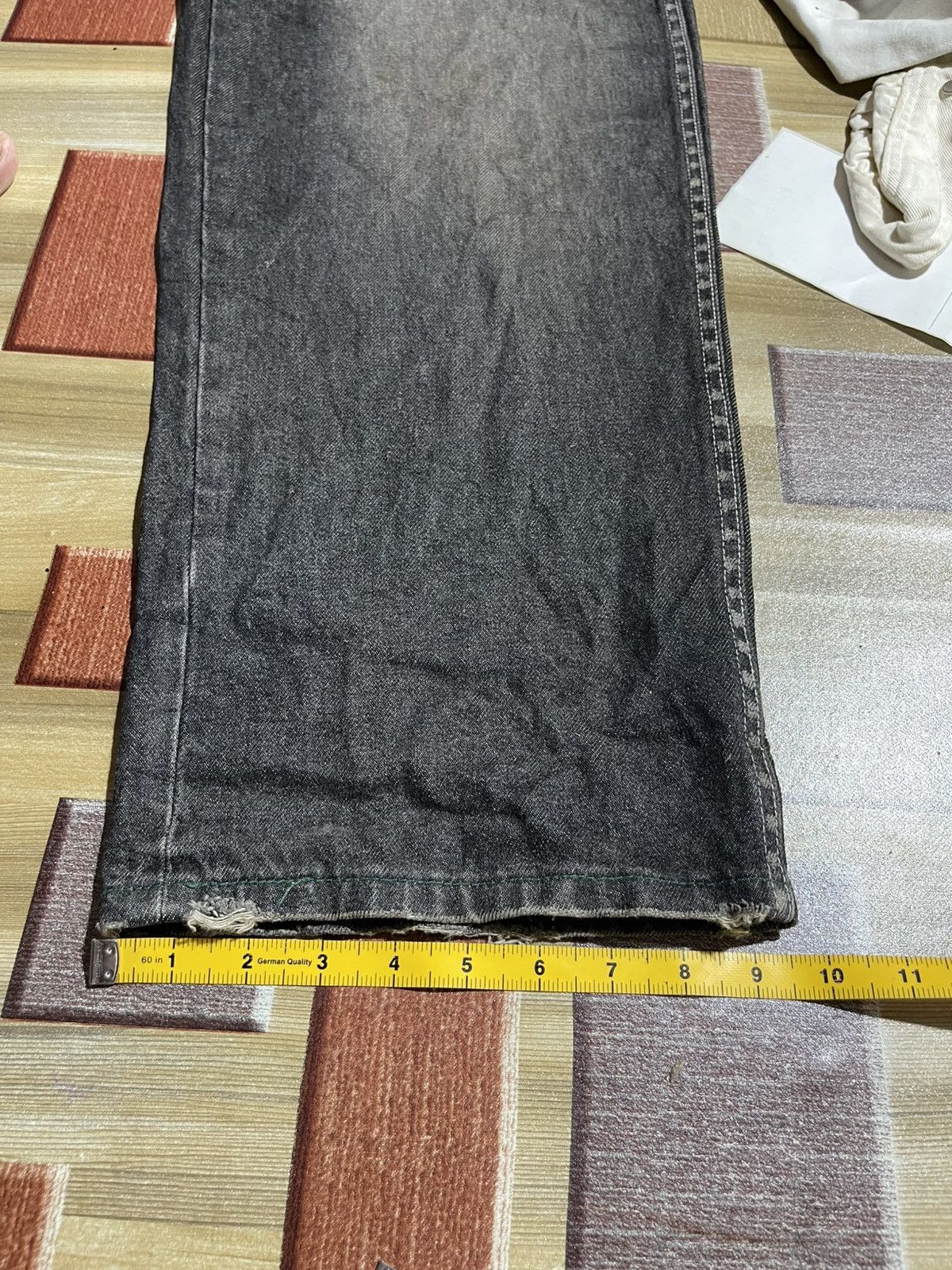 DKNY Vintage DKNY distressed jeans Size US 35 - 11 Thumbnail