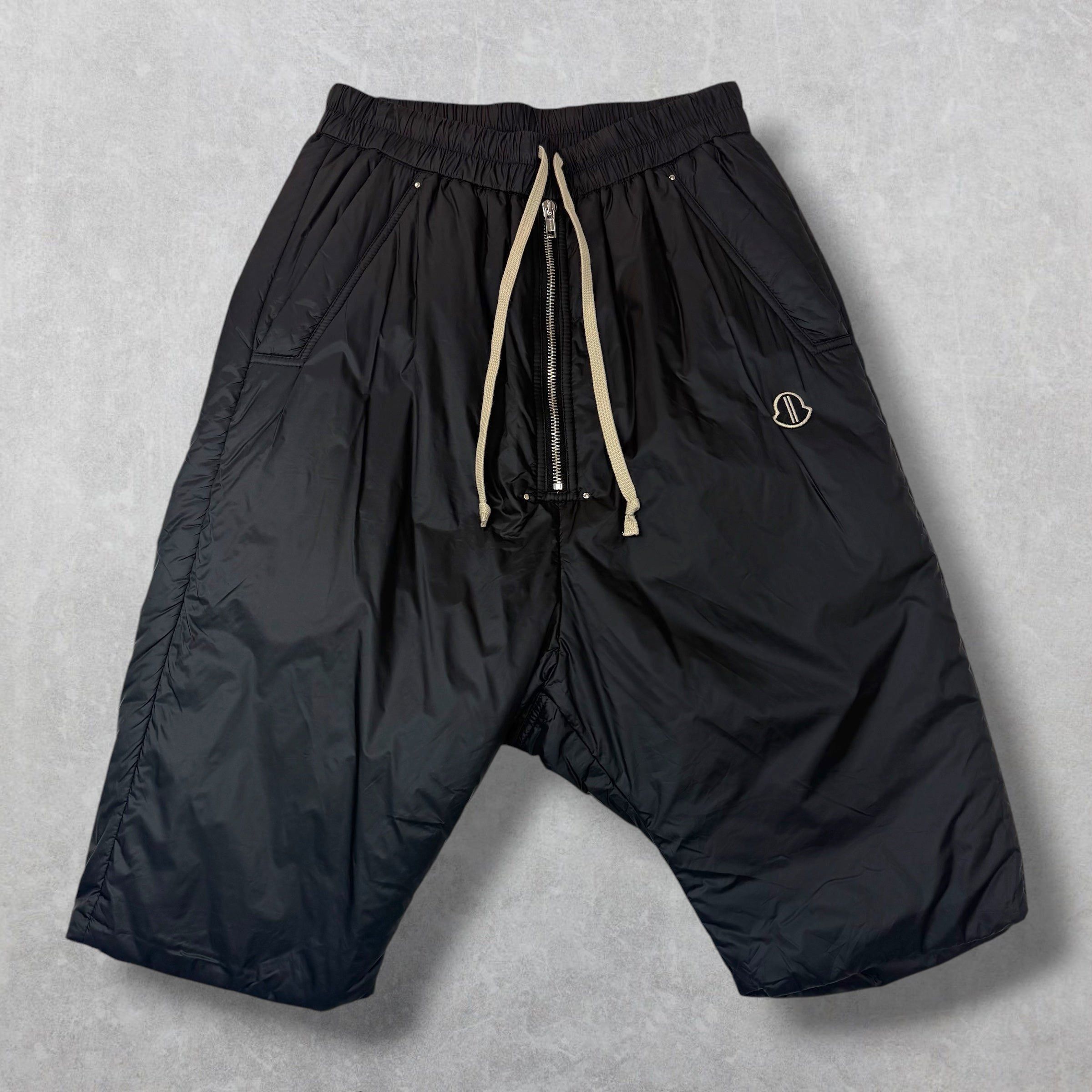Rick Owens Rick Owens x Moncler Bela Pod Down Shorts S Size US 30 / EU 46 - 1 Thumbnail