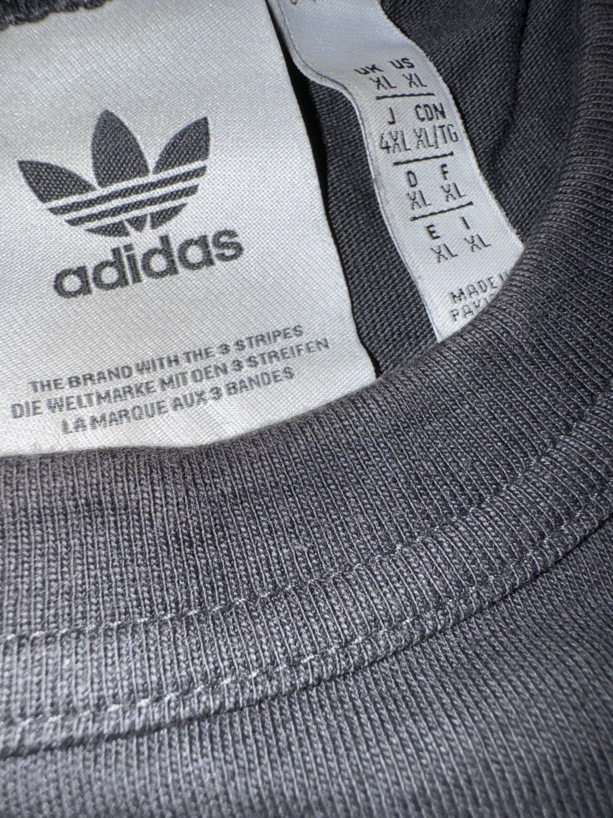Adidas Adidas tee Size US XL / EU 56 / 4 - 2 Thumbnail