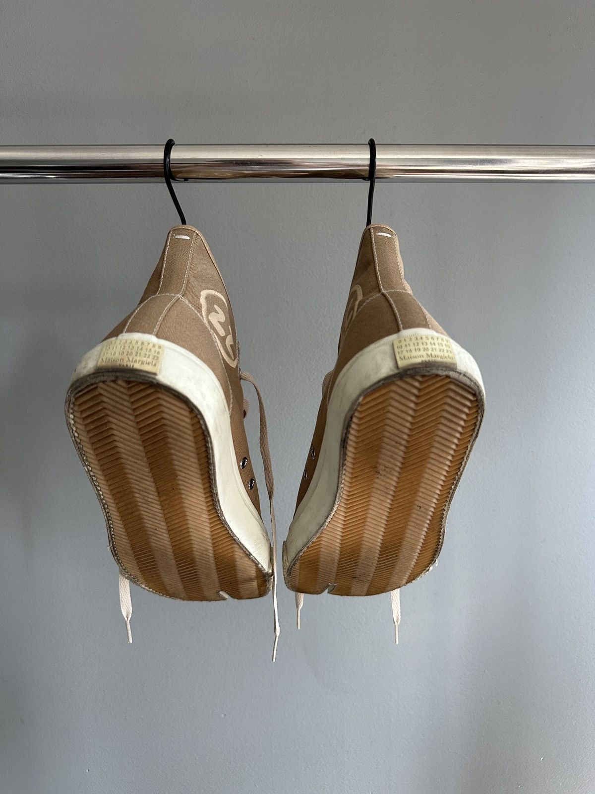 Maison Margiela Maison Margiela 44 / US 11 Tabi High Top Brown Sneakers Size US 11 / EU 44 - 2 Thumbnail