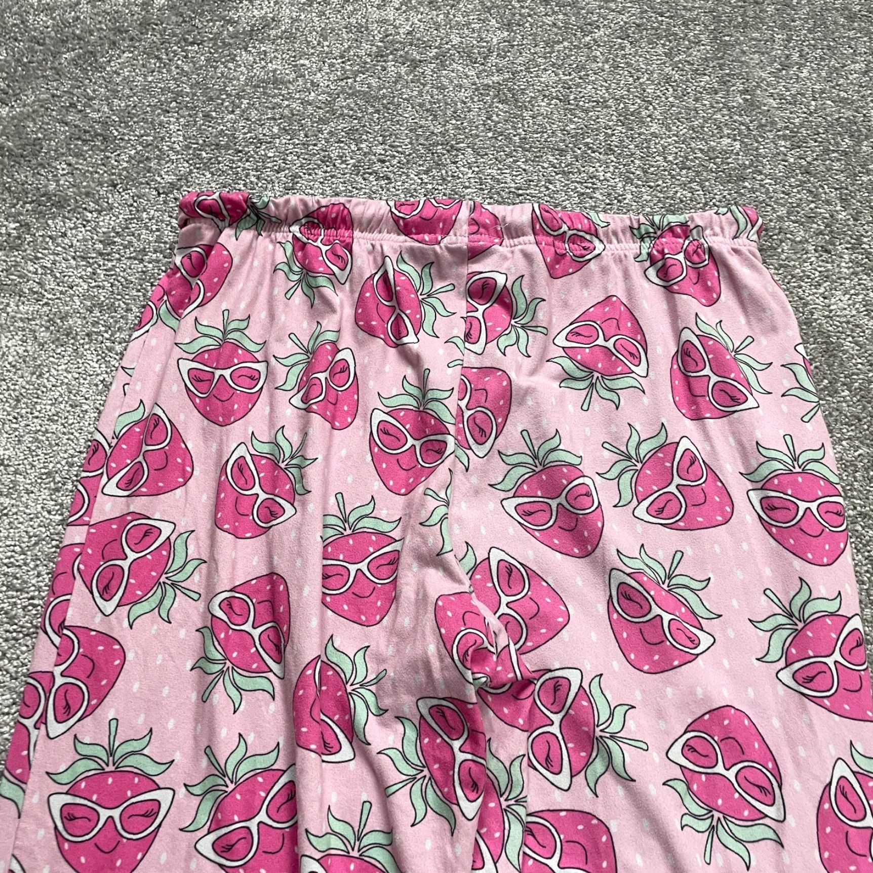 Vintage Briefly Stated Pajama Pants Women Medium Pink Strawberry Elastic Waist Sleep Shorts? Size 32" / US 10 / IT 46 - 3 Thumbnail
