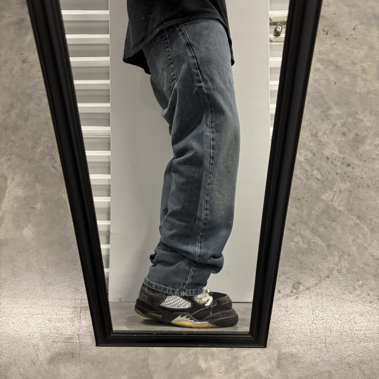 Levi's × Vintage Crazy Vintage Y2K/2000s Grunge Levi’s Dark Wash Denim Jeans! Size US 34 / EU 50 - 2 Thumbnail