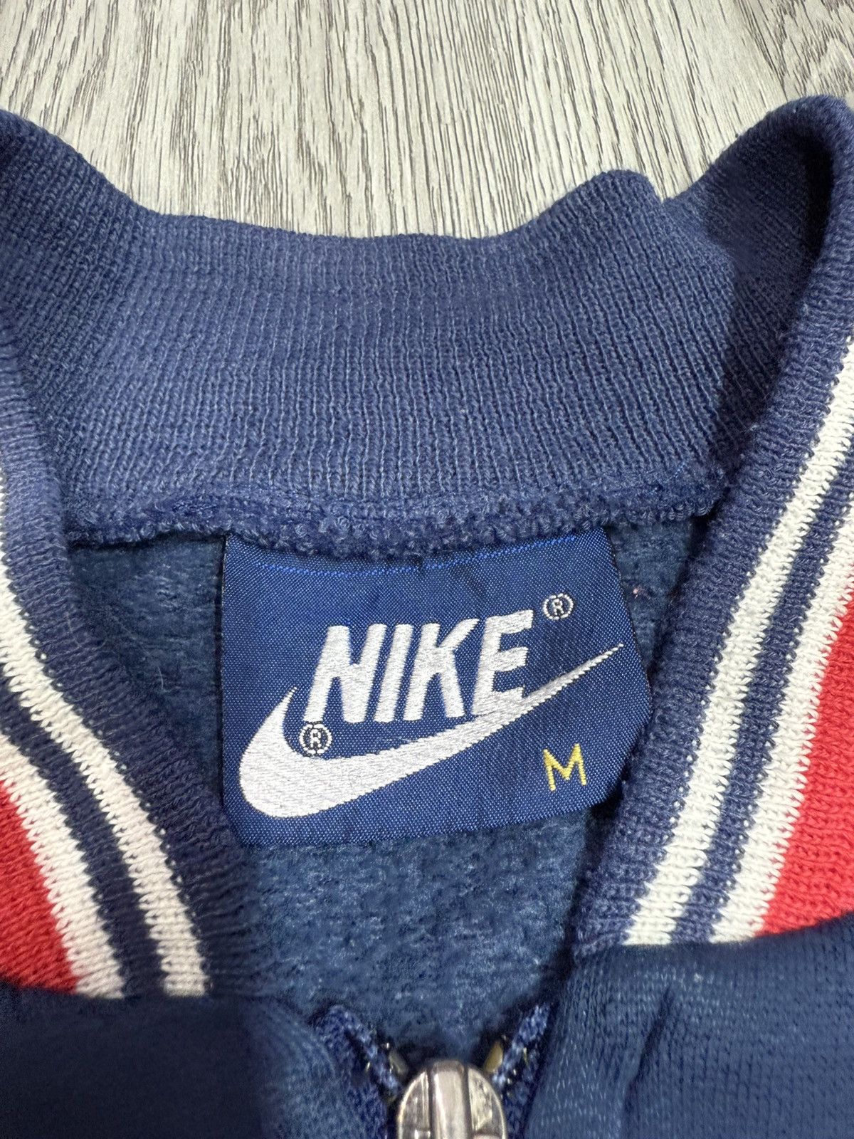 Nike 90’s NIKE RARE SWOOSH LOGO Y2K VINTAGE RETRO ZIP HOODIE Size US M / EU 48-50 / 2 - 7 Thumbnail