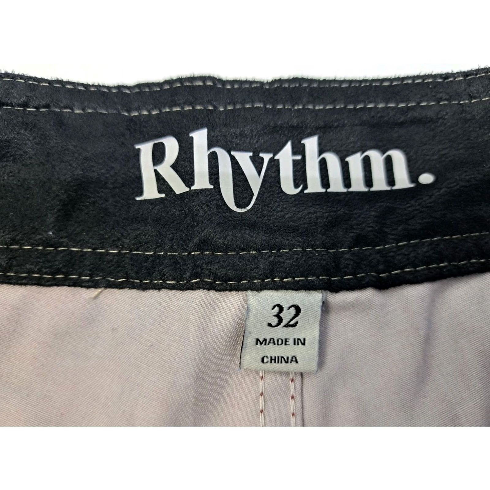 Vintage Rythym Men's Boardshorts Rustic 32 Back Pocket Drawstring 7in Regular Beach Casual Surf Shorts Size ONE SIZE - 4 Thumbnail
