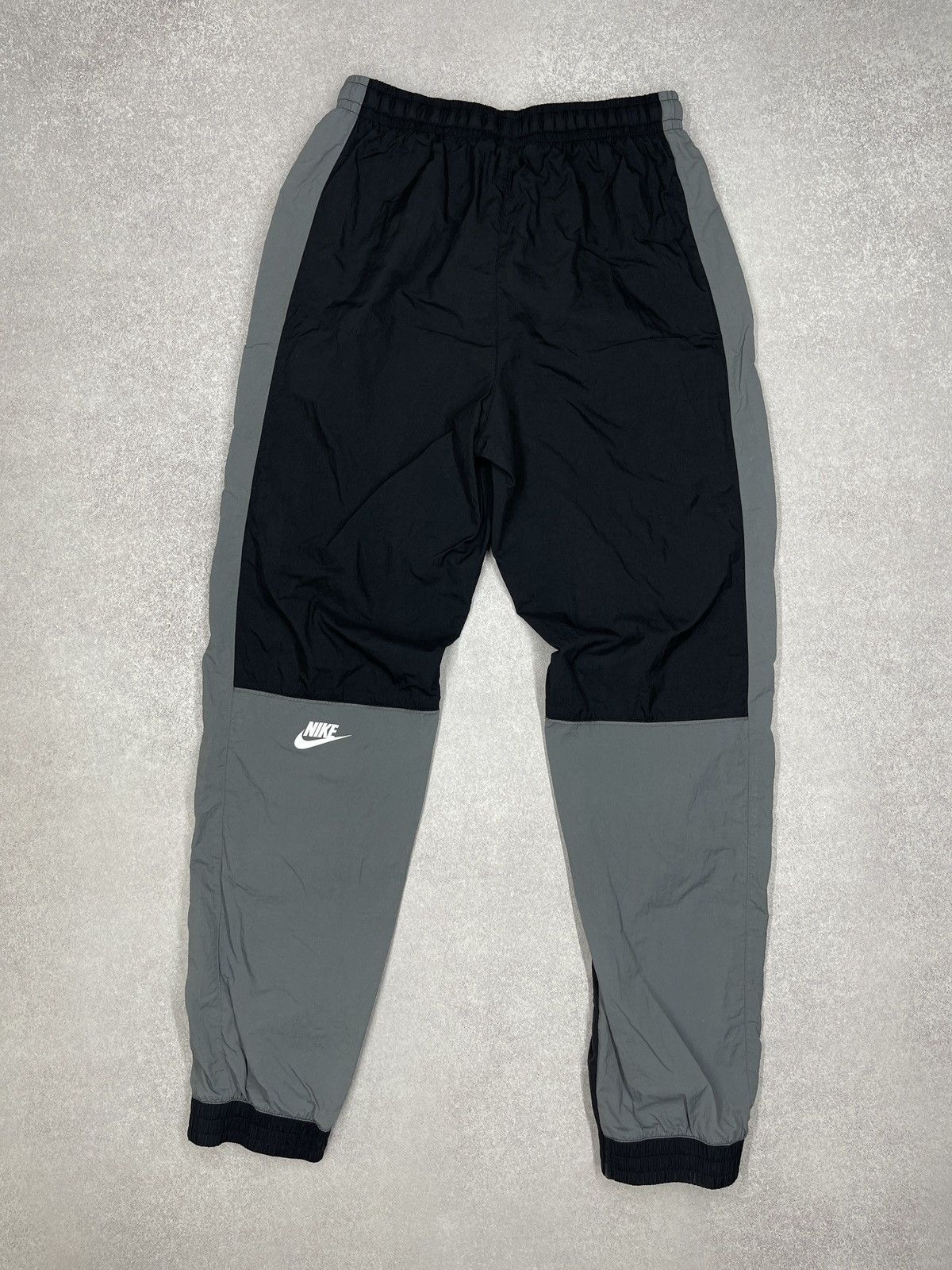 Nike Mens Nike Nylon Sweatpants Black Drill Y2K ACG TN Size S Size US 30 / EU 46 - 2 Thumbnail