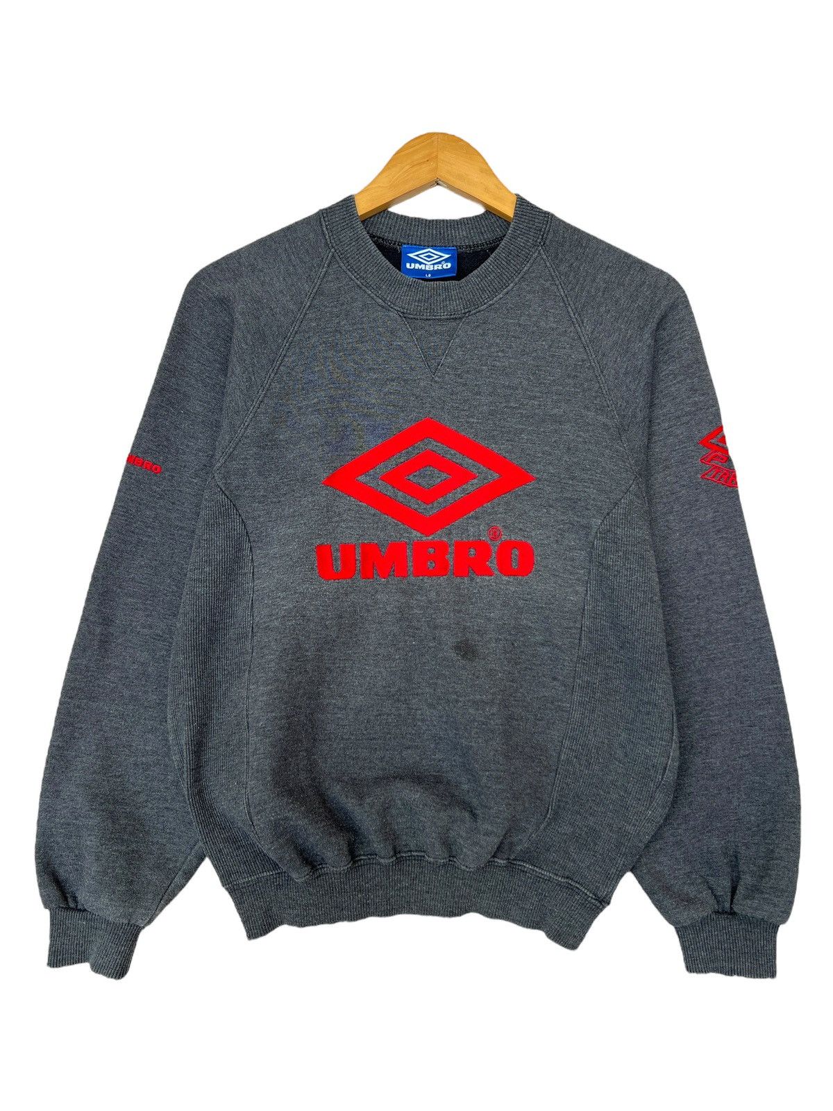 Umbro Vintage 90s Umbro Embroidered Logo Sweatshirt Size US S / EU 44-46 / 1 - 2 Thumbnail
