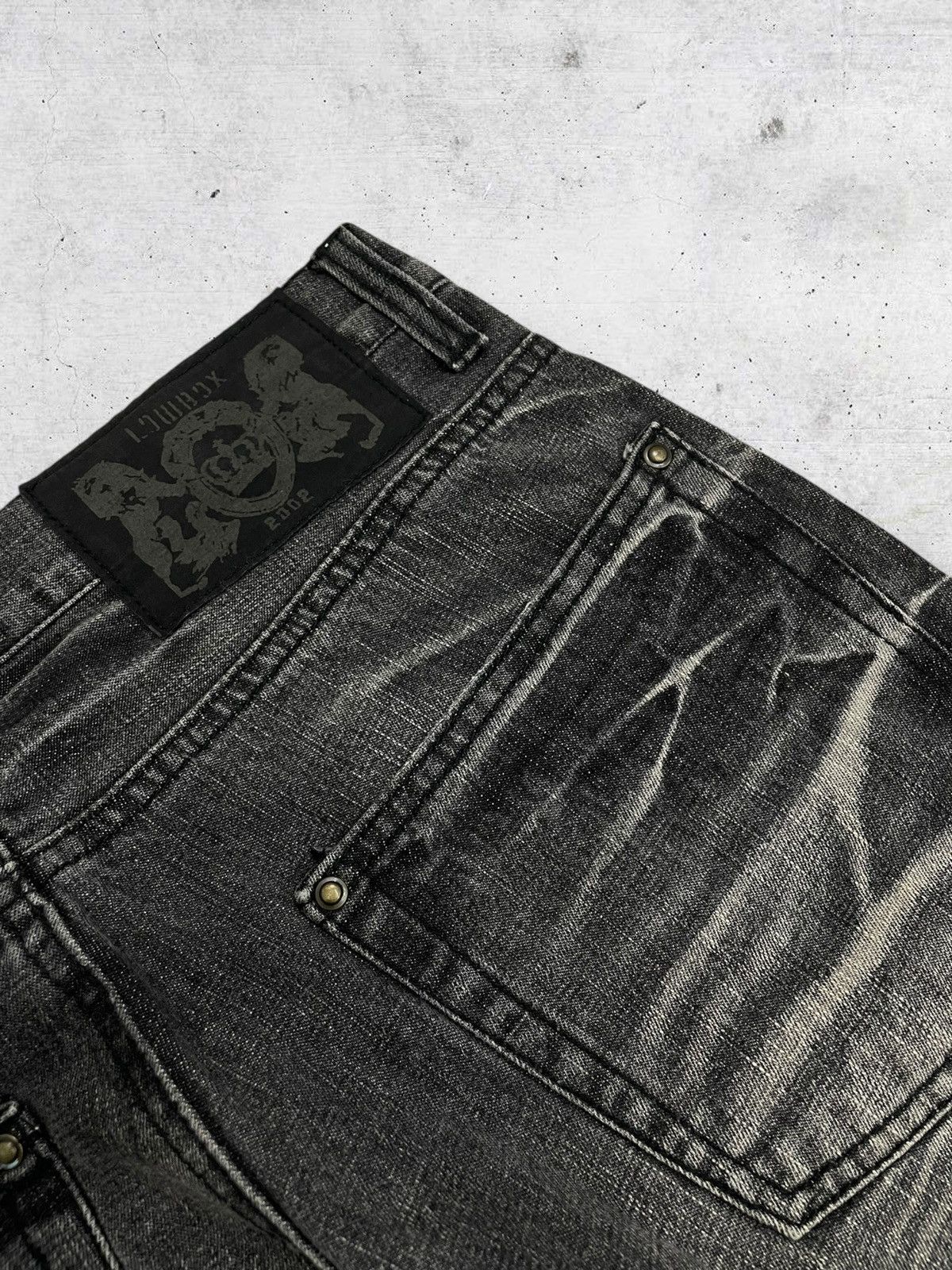LOWBOX VINTAGE LOWBOX JAPAN OG 90S DESIGNER 3D WHISKER EFFECT DENIM Size US 29 - 15 Thumbnail