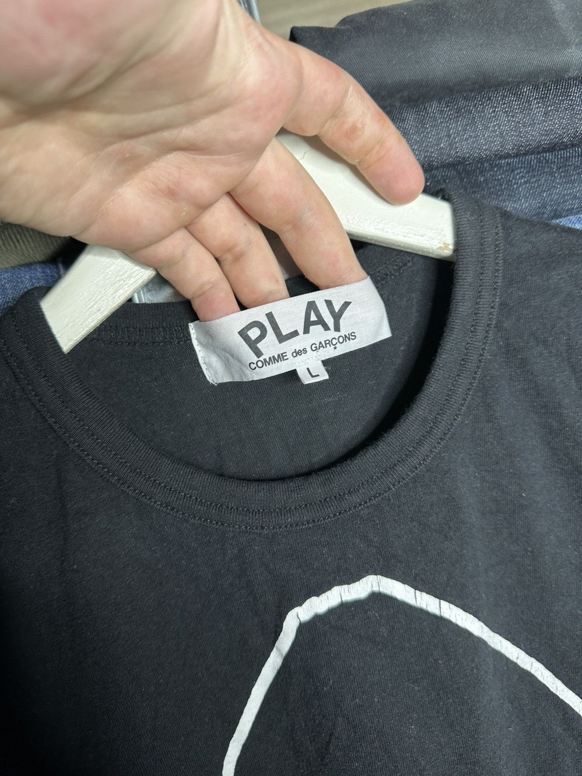 Comme des Garcons PLAY Comme des Garcons PLAY Heart Logo Japan T-Shirt Mens Size L Size US L / EU 52-54 / 3 - 3 Thumbnail